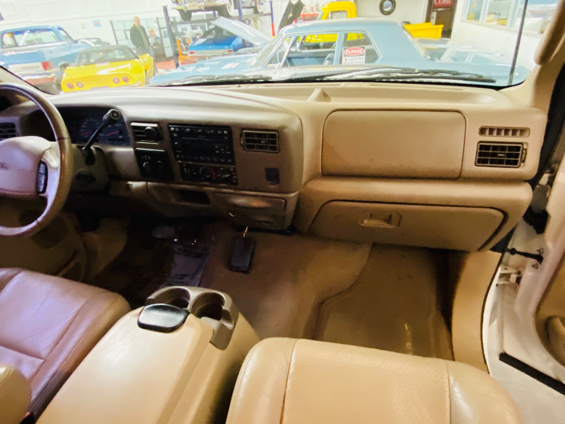 Used 2002 Ford F-250 Super Duty - LARIAT - 7.3L DEISEL - 4X4 CREW CAB - SUPER CLEAN - | Mundelein, IL