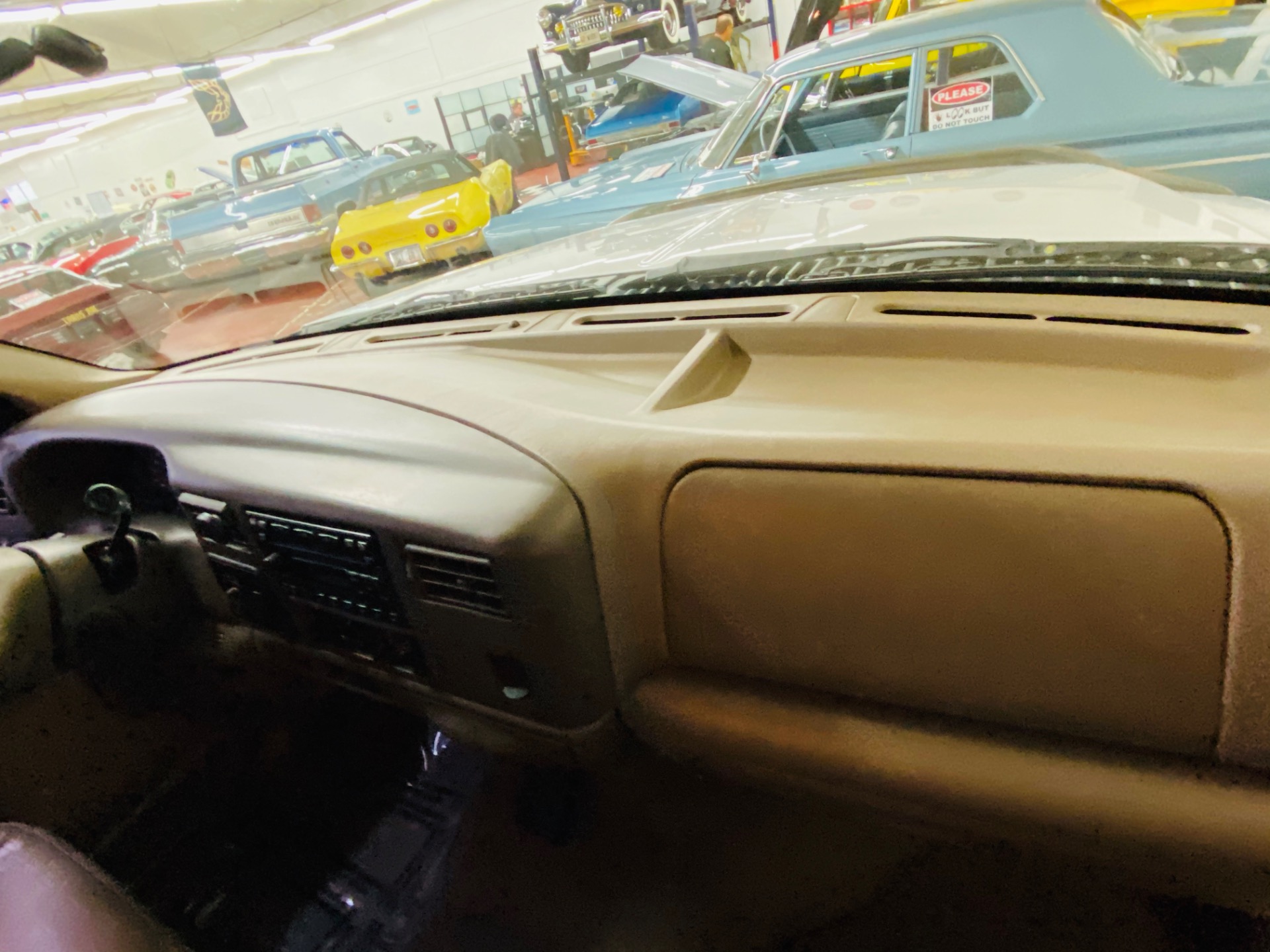 Used 2002 Ford F-250 Super Duty - LARIAT - 7.3L DEISEL - 4X4 CREW CAB - SUPER CLEAN - | Mundelein, IL