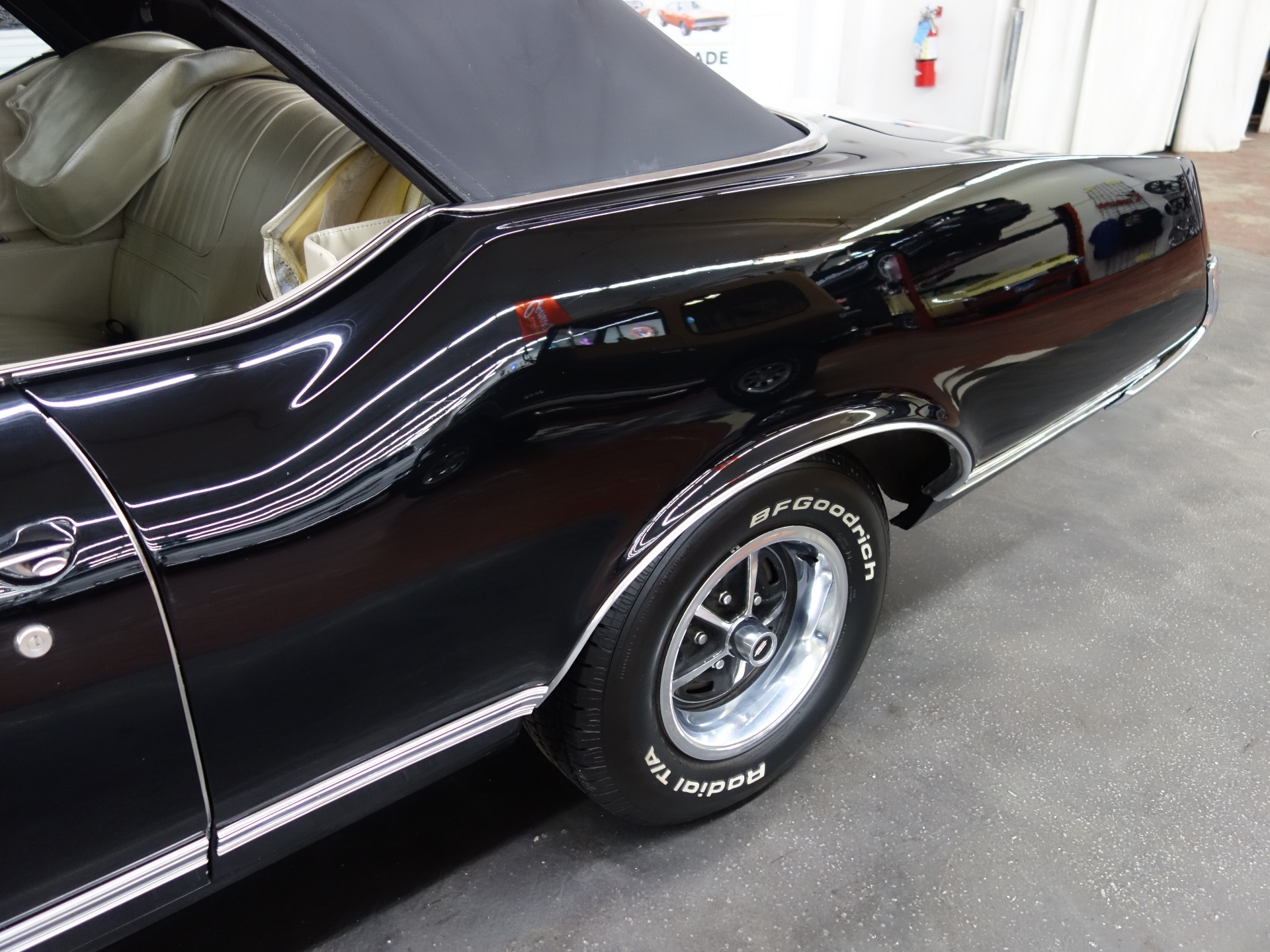 Used 1971 Oldsmobile Cutlass - CONVERTIBLE - 350 ROCKET - POWER OPTIONS - SEE VIDEO | Mundelein, IL