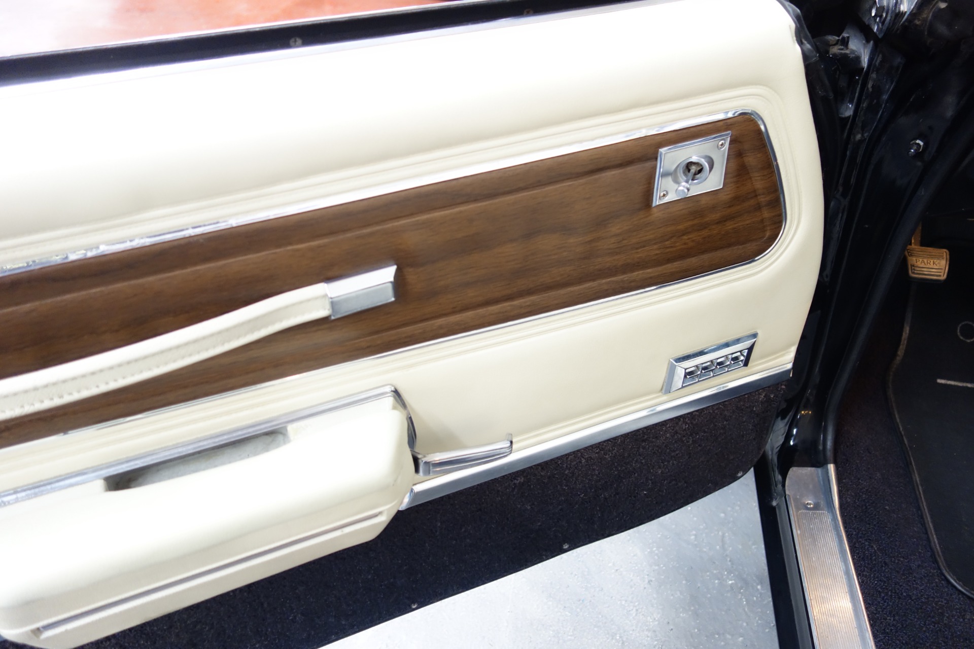 Used 1971 Oldsmobile Cutlass - CONVERTIBLE - 350 ROCKET - POWER OPTIONS - SEE VIDEO | Mundelein, IL