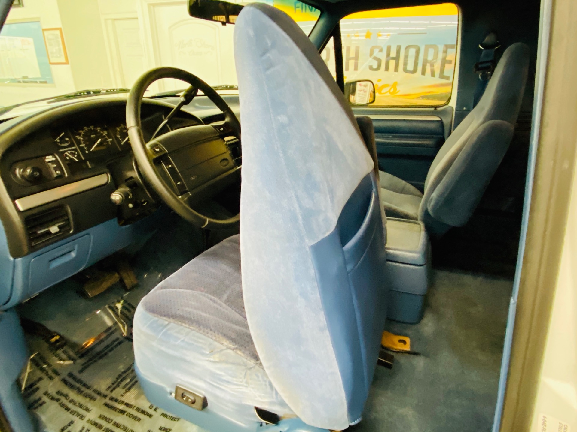 Used 1994 Ford Bronco -XLT 4X4 - 5.8L ENGINE - 2 OWNER VEHICLE - SEE VIDEO | Mundelein, IL