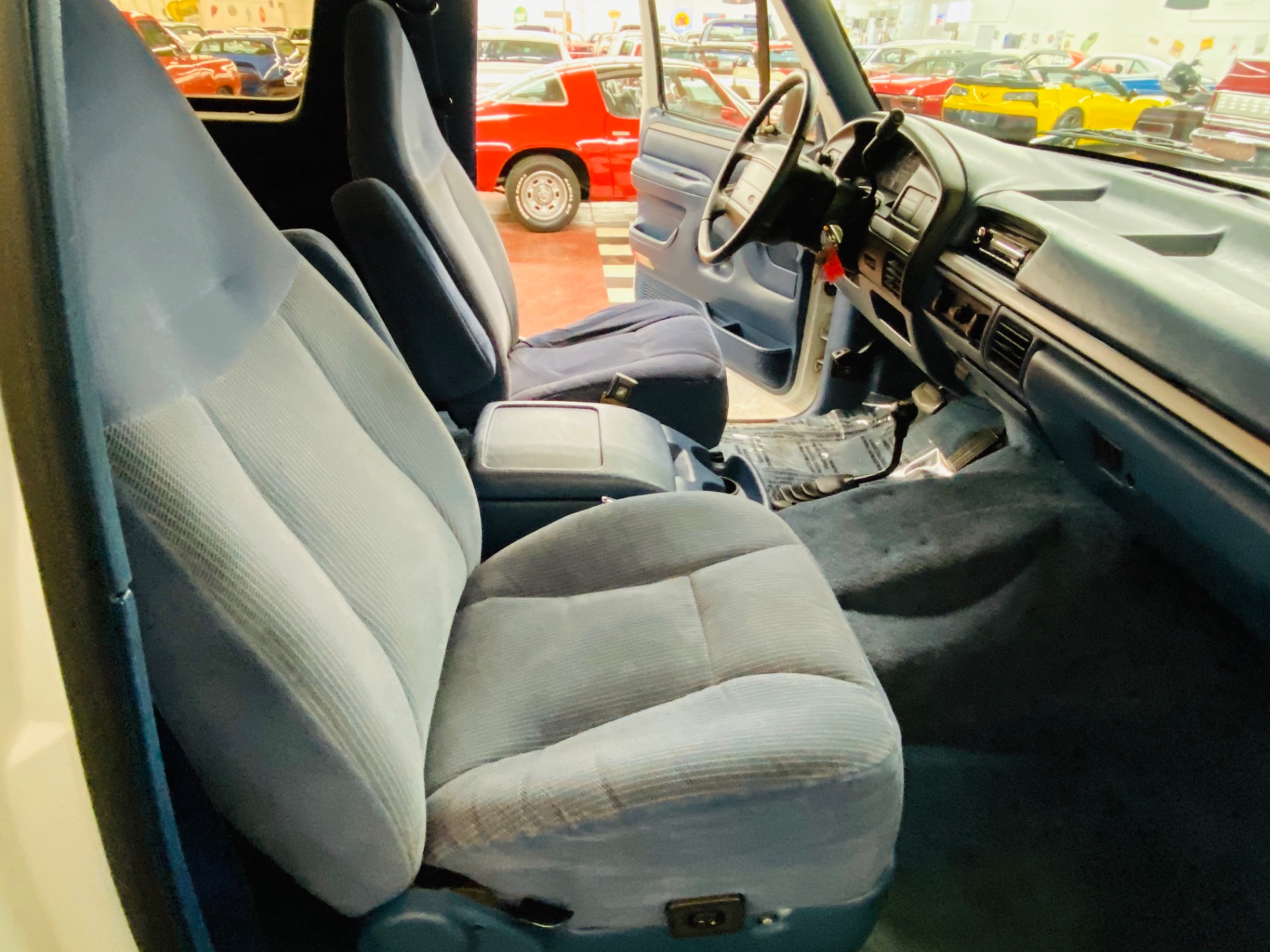 Used 1994 Ford Bronco -XLT 4X4 - 5.8L ENGINE - 2 OWNER VEHICLE - SEE VIDEO | Mundelein, IL