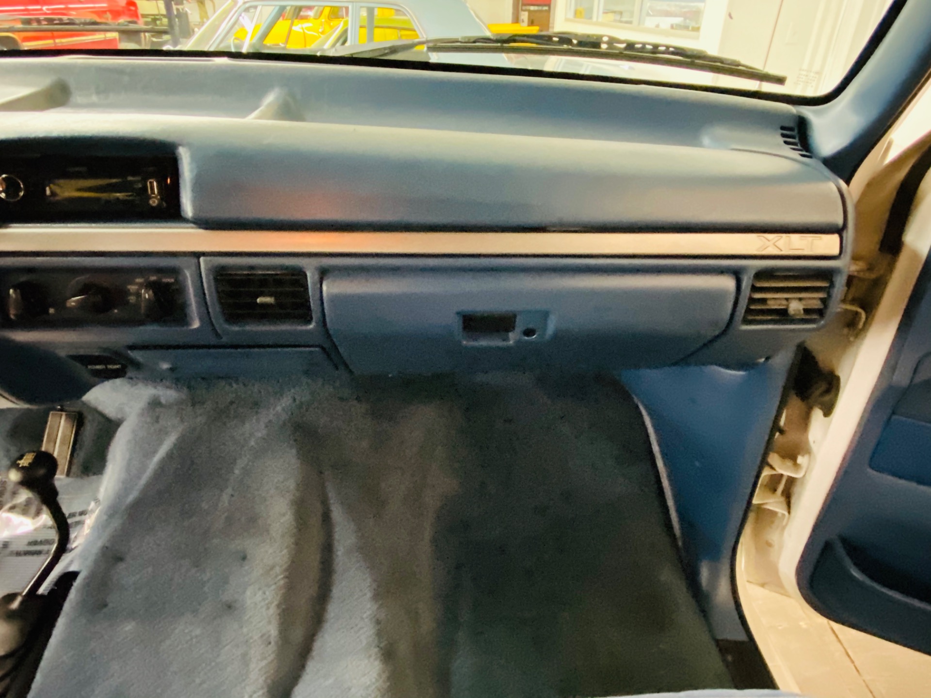 Used 1994 Ford Bronco -XLT 4X4 - 5.8L ENGINE - 2 OWNER VEHICLE - SEE VIDEO | Mundelein, IL