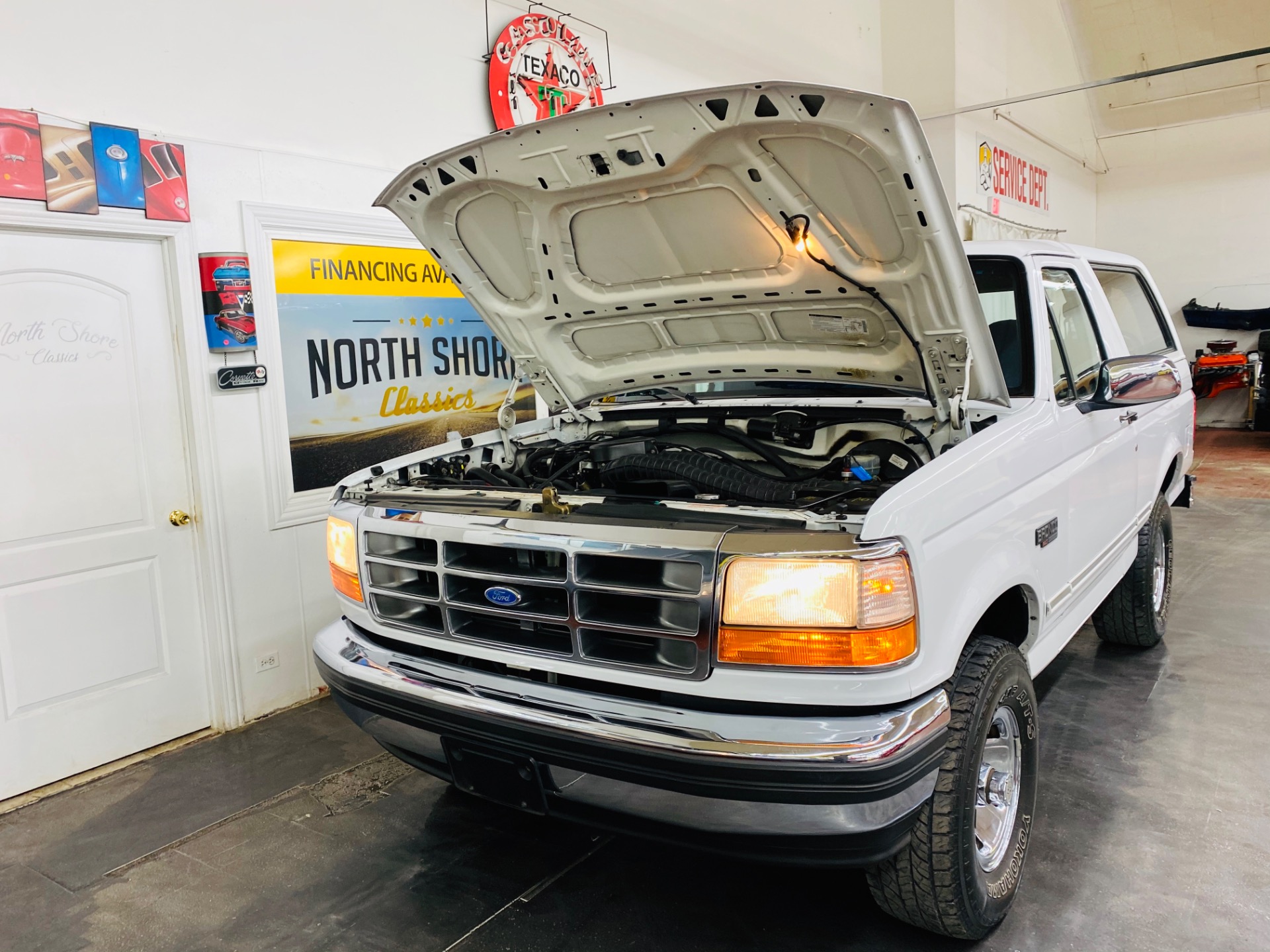 Used 1994 Ford Bronco -XLT 4X4 - 5.8L ENGINE - 2 OWNER VEHICLE - SEE VIDEO | Mundelein, IL