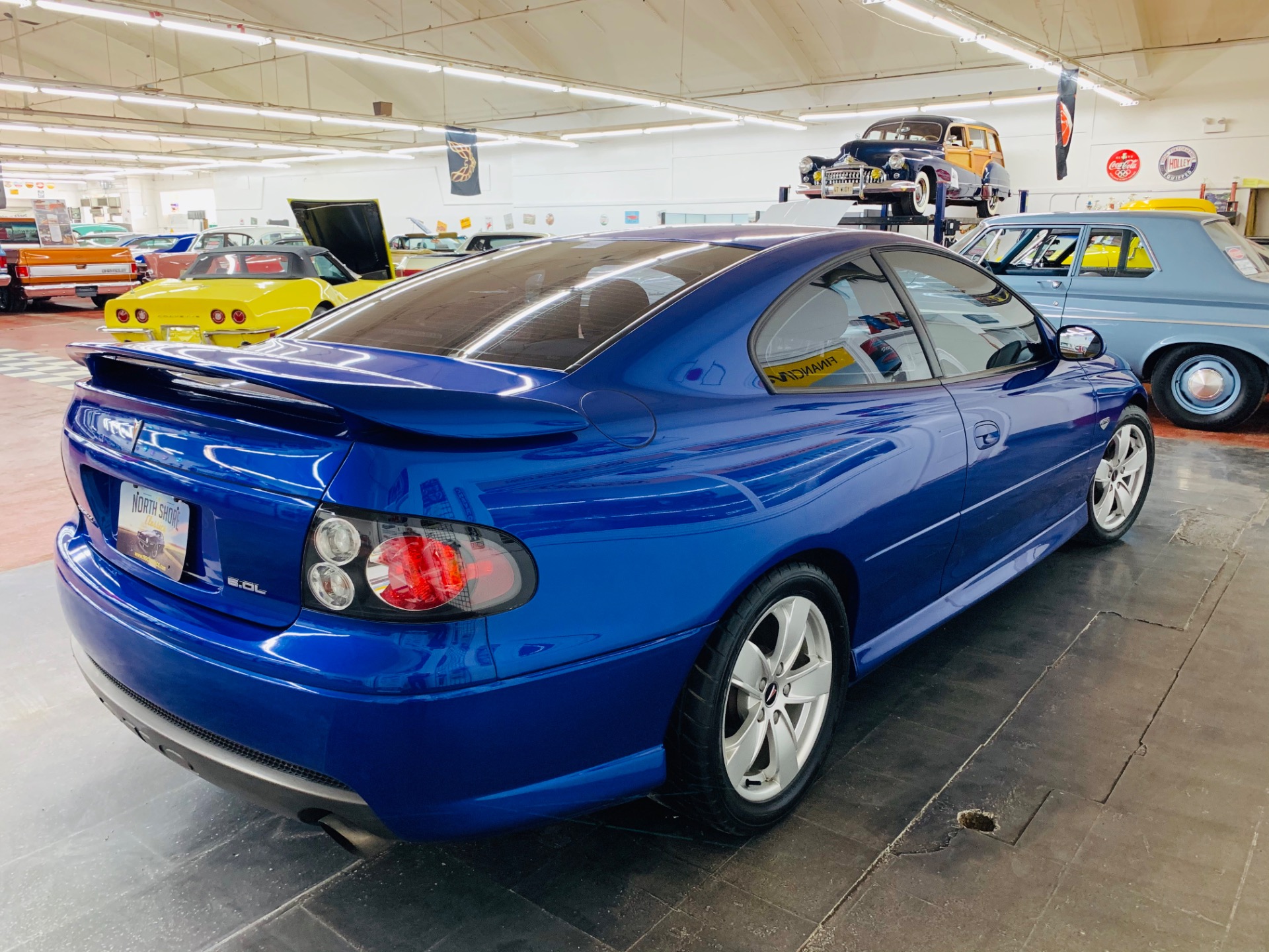 Used 2006 Pontiac GTO -6.0L ENGINE - 6 SPEED MANUAL TRANS - LOW MILES - | Mundelein, IL