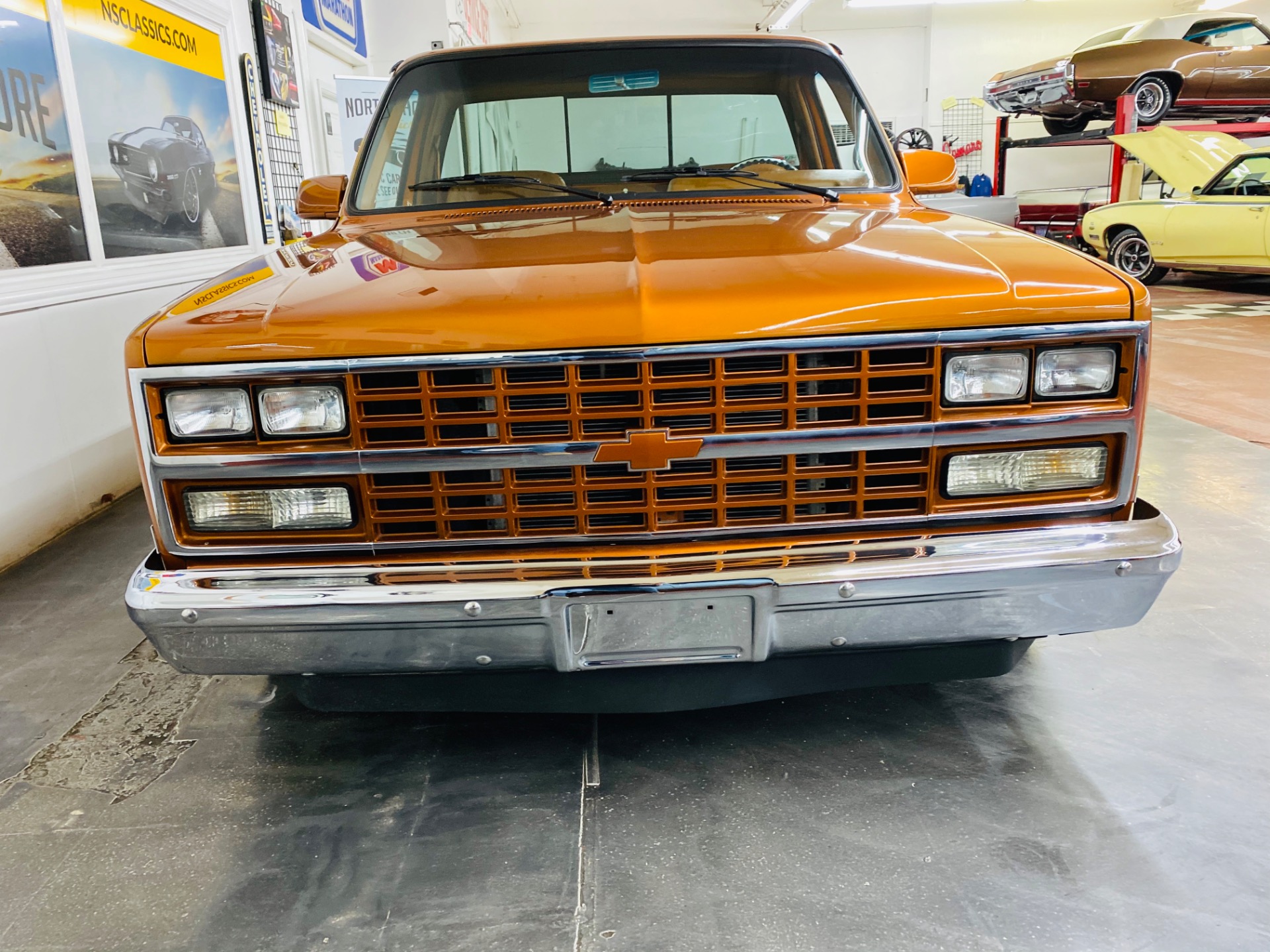 Used 1986 Chevrolet Pickup -C10 SILVERADO - 383 ENGINE - PRO BUILT CUSTOM - SEE VIDEO | Mundelein, IL