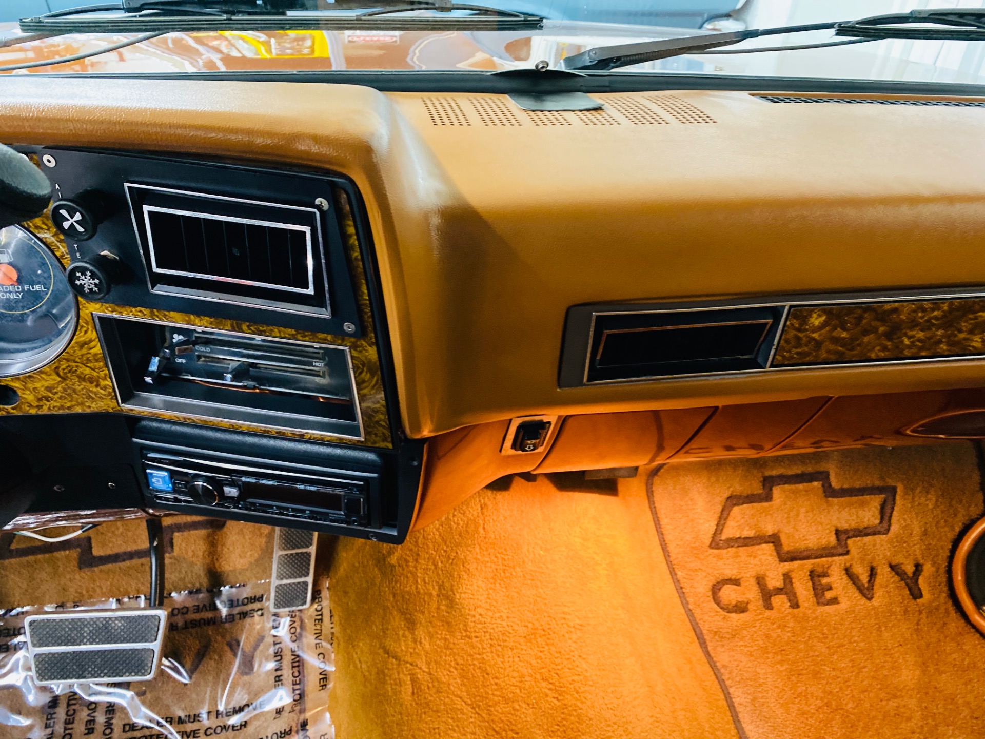 Used 1986 Chevrolet Pickup -C10 SILVERADO - 383 ENGINE - PRO BUILT CUSTOM - SEE VIDEO | Mundelein, IL