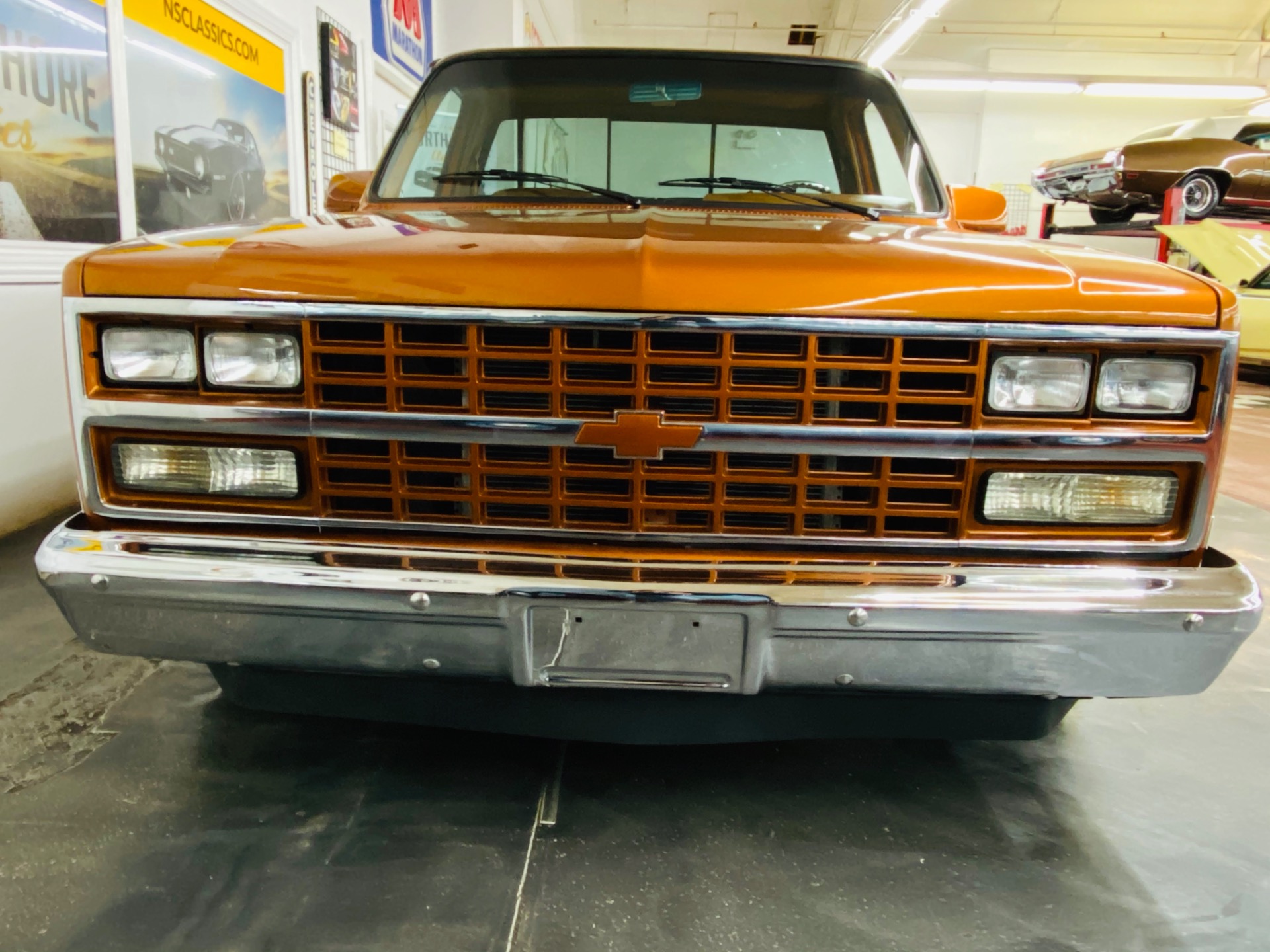 Used 1986 Chevrolet Pickup -C10 SILVERADO - 383 ENGINE - PRO BUILT CUSTOM - SEE VIDEO | Mundelein, IL