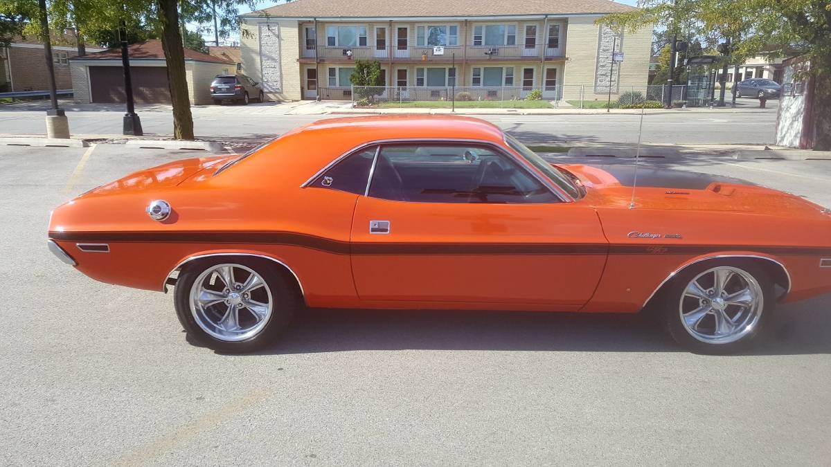 Used 1970 Dodge Challenger RT -Ride with Style | Mundelein, IL