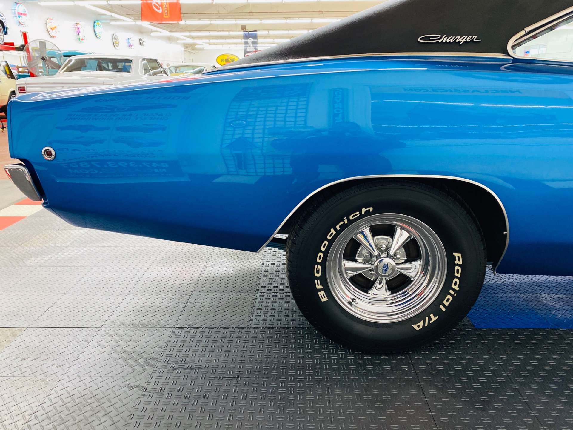 Used 1968 Dodge Charger - NUMBERS MATCHING 383 -  AUTOMATIC TRANS -CLEAN BODY AND PAINT - SEE VIDEO | Mundelein, IL