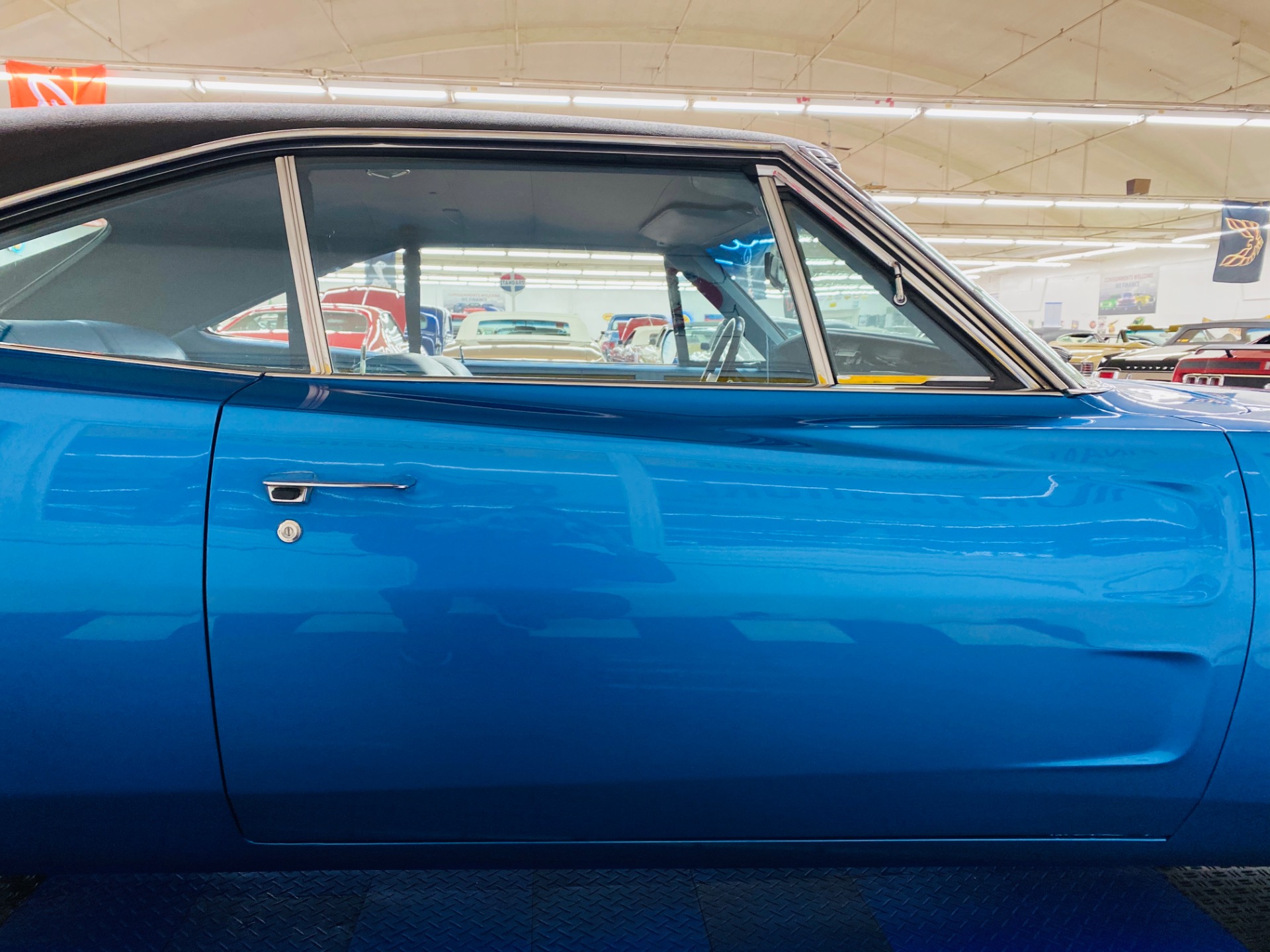 Used 1968 Dodge Charger - NUMBERS MATCHING 383 -  AUTOMATIC TRANS -CLEAN BODY AND PAINT - SEE VIDEO | Mundelein, IL