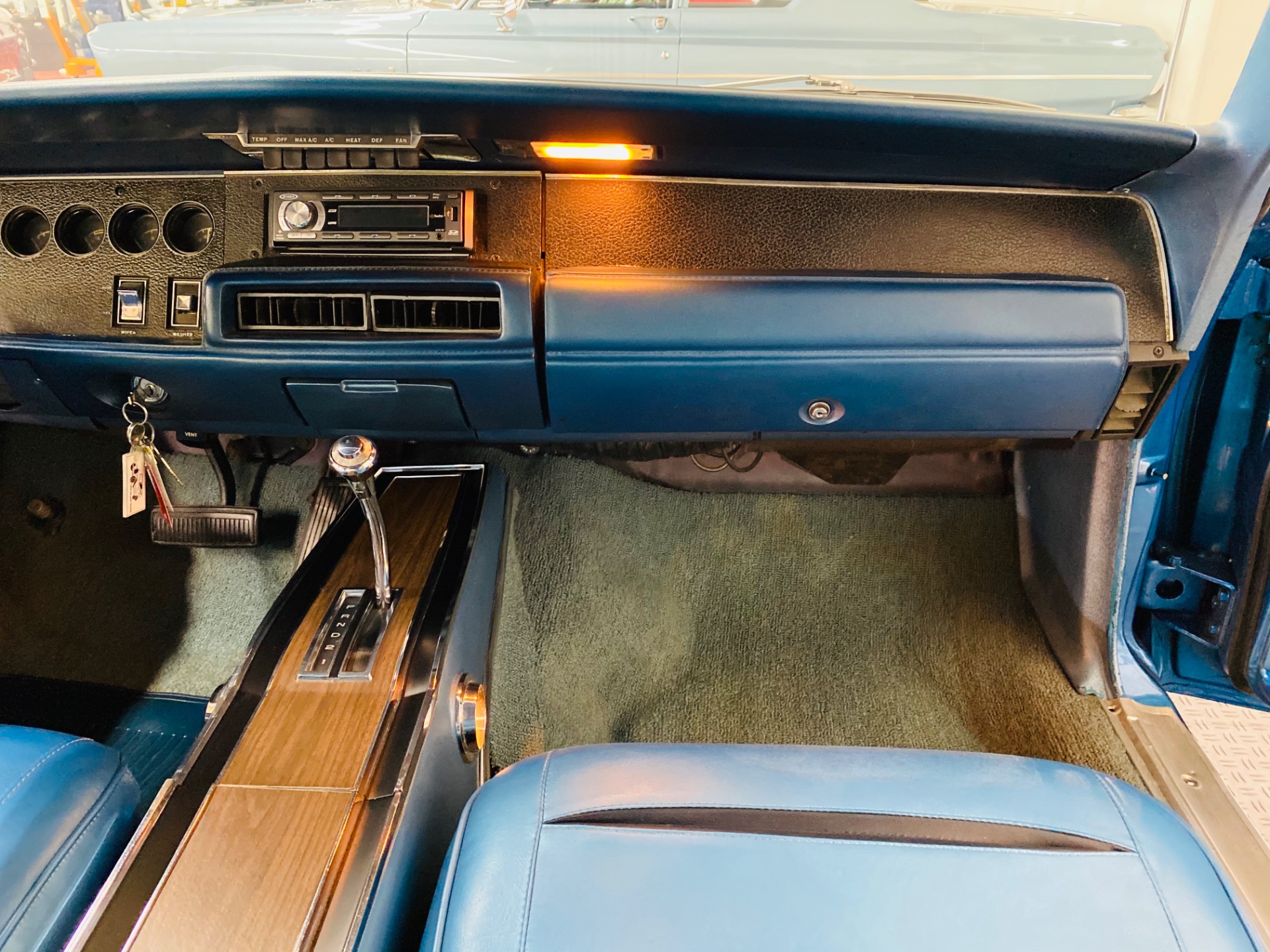 Used 1968 Dodge Charger - NUMBERS MATCHING 383 -  AUTOMATIC TRANS -CLEAN BODY AND PAINT - SEE VIDEO | Mundelein, IL