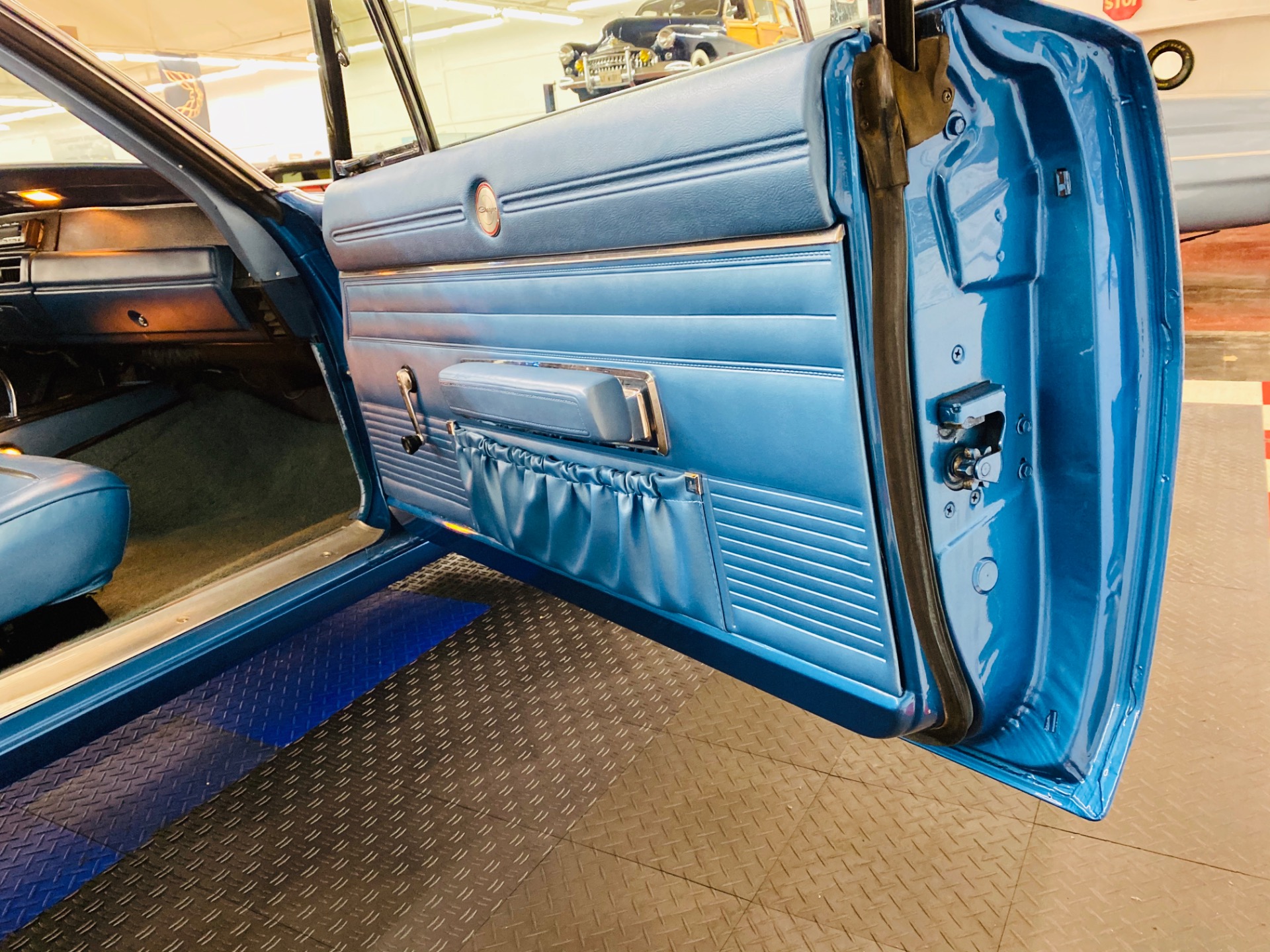 Used 1968 Dodge Charger - NUMBERS MATCHING 383 -  AUTOMATIC TRANS -CLEAN BODY AND PAINT - SEE VIDEO | Mundelein, IL