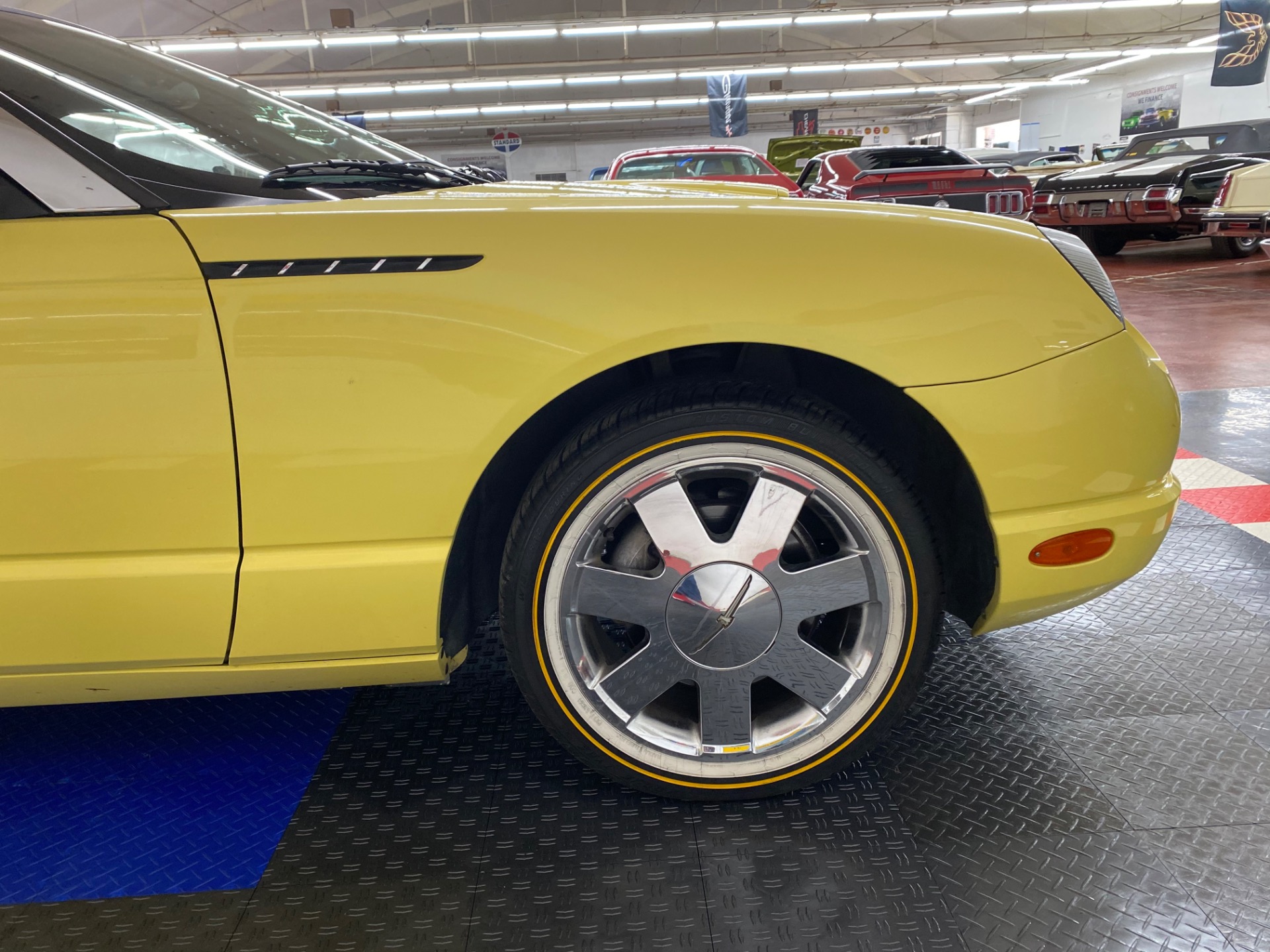 Used 2002 Ford Thunderbird -DELUXE CONVERTIBLE - CLEAN CAR FAX - | Mundelein, IL