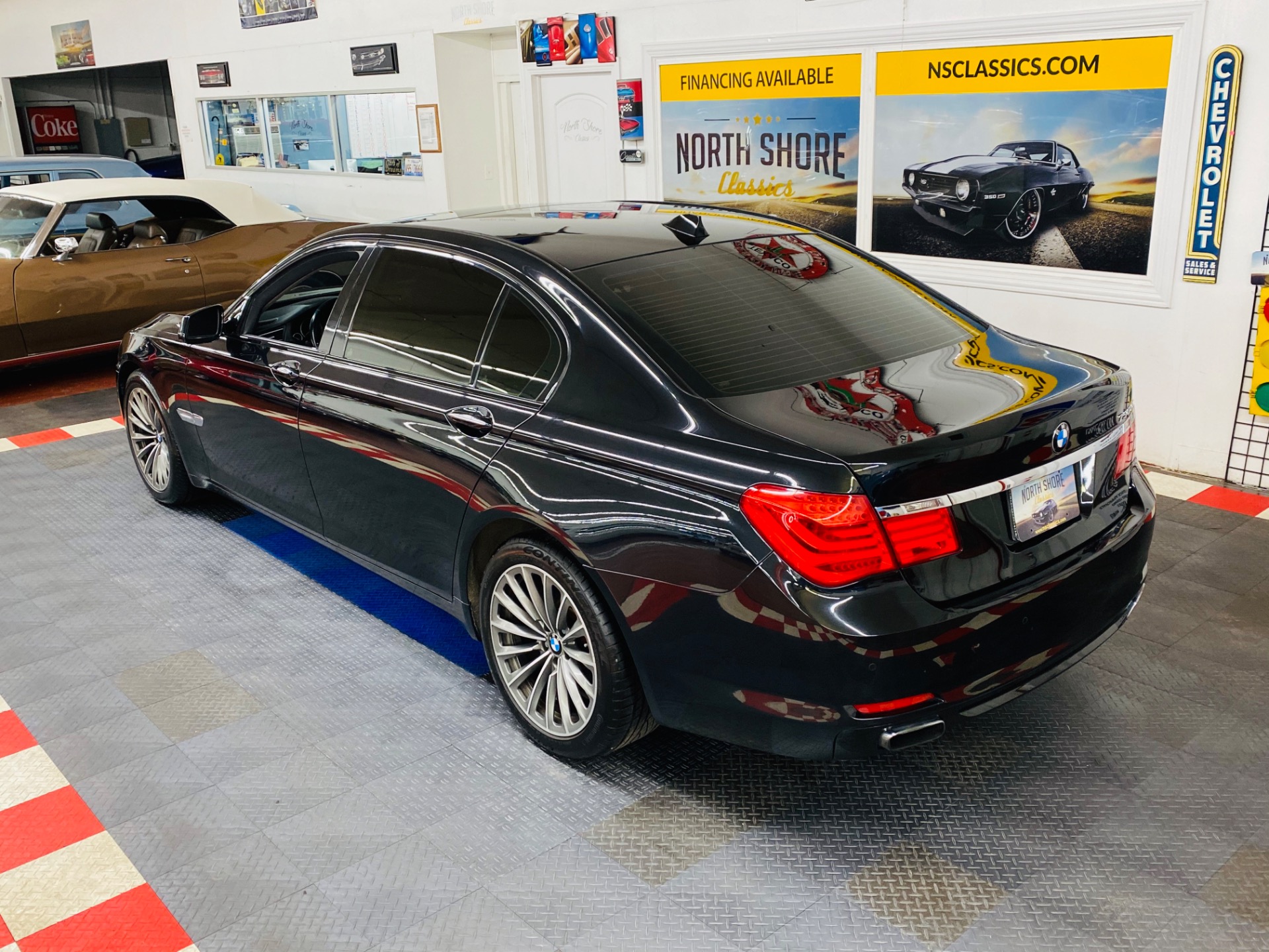 Used 2009 BMW 750 Li - RECENT MAJOR SERVICE COMPLETED - LOADED WITH OPTIONS - SEE VIDEO | Mundelein, IL