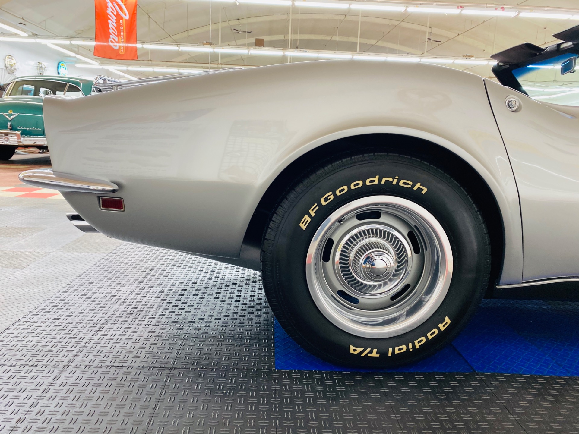 Used 1968 Chevrolet Corvette - TWO TOP CONVERTIBLE - 427 390HP - NUMBERS MATCHING -SEE VIDEO- | Mundelein, IL