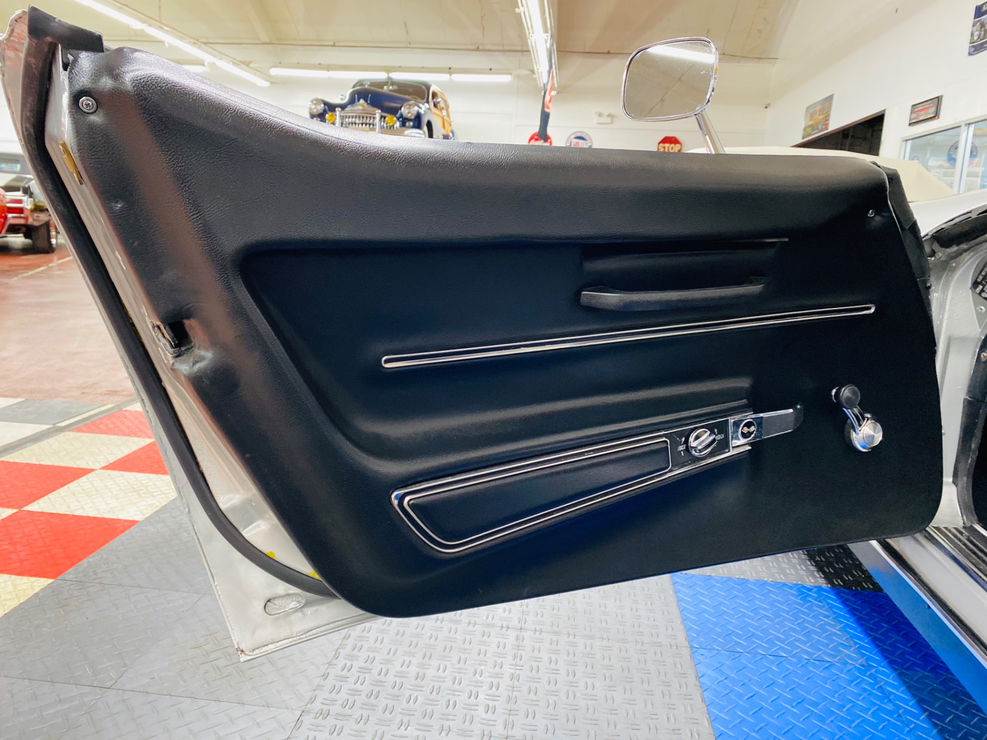 Used 1968 Chevrolet Corvette - TWO TOP CONVERTIBLE - 427 390HP - NUMBERS MATCHING -SEE VIDEO- | Mundelein, IL
