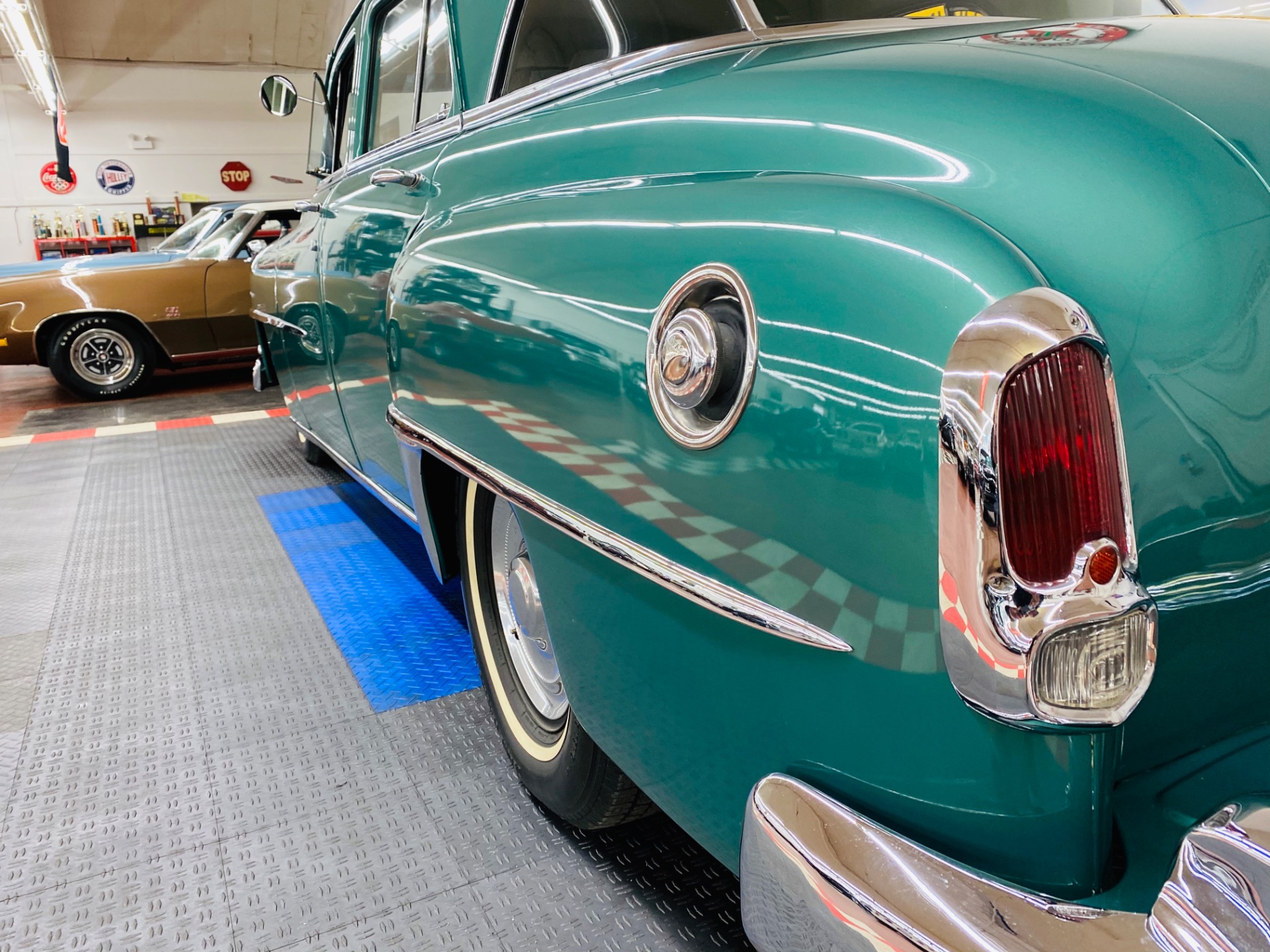 Used 1952 Chrysler Saratoga -4 DR SEDAN - STUNNING RESTORATION - DRIVES EXCELLENT - SEE VIDEO - | Mundelein, IL