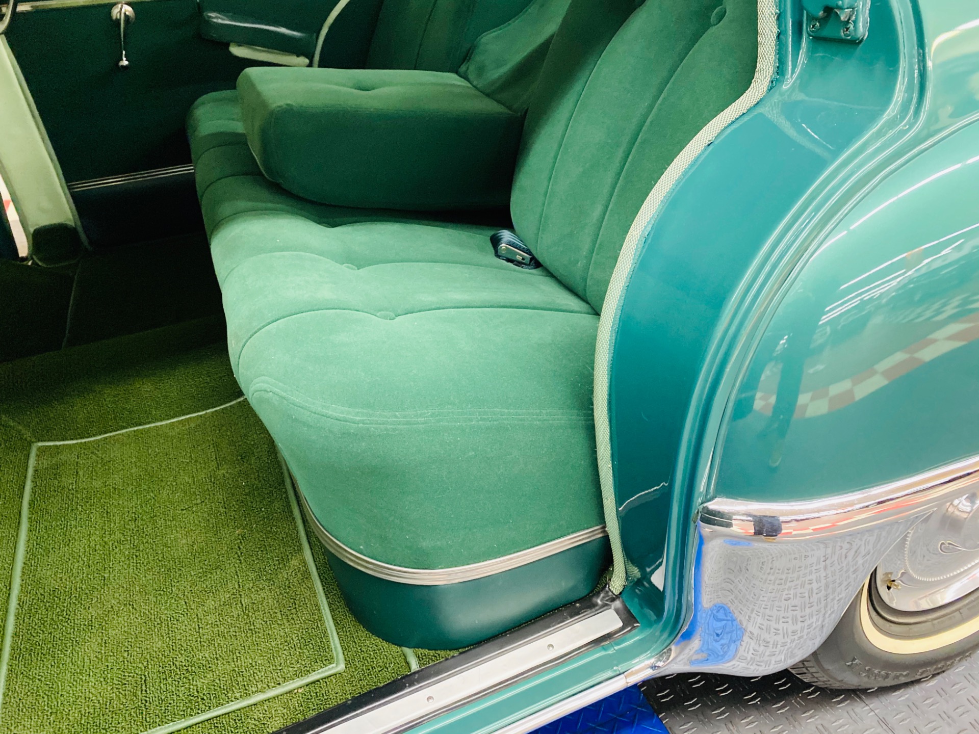 Used 1952 Chrysler Saratoga -4 DR SEDAN - STUNNING RESTORATION - DRIVES EXCELLENT - SEE VIDEO - | Mundelein, IL