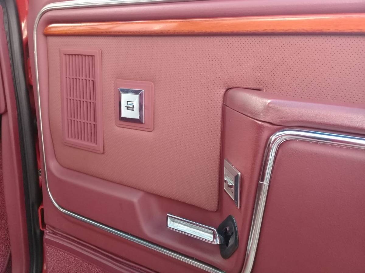 Used 1983 Ford F250 -COMPLETE RESTORATION - RUST FREE TRUCK - SHOW READY - | St. Petersburg, FL