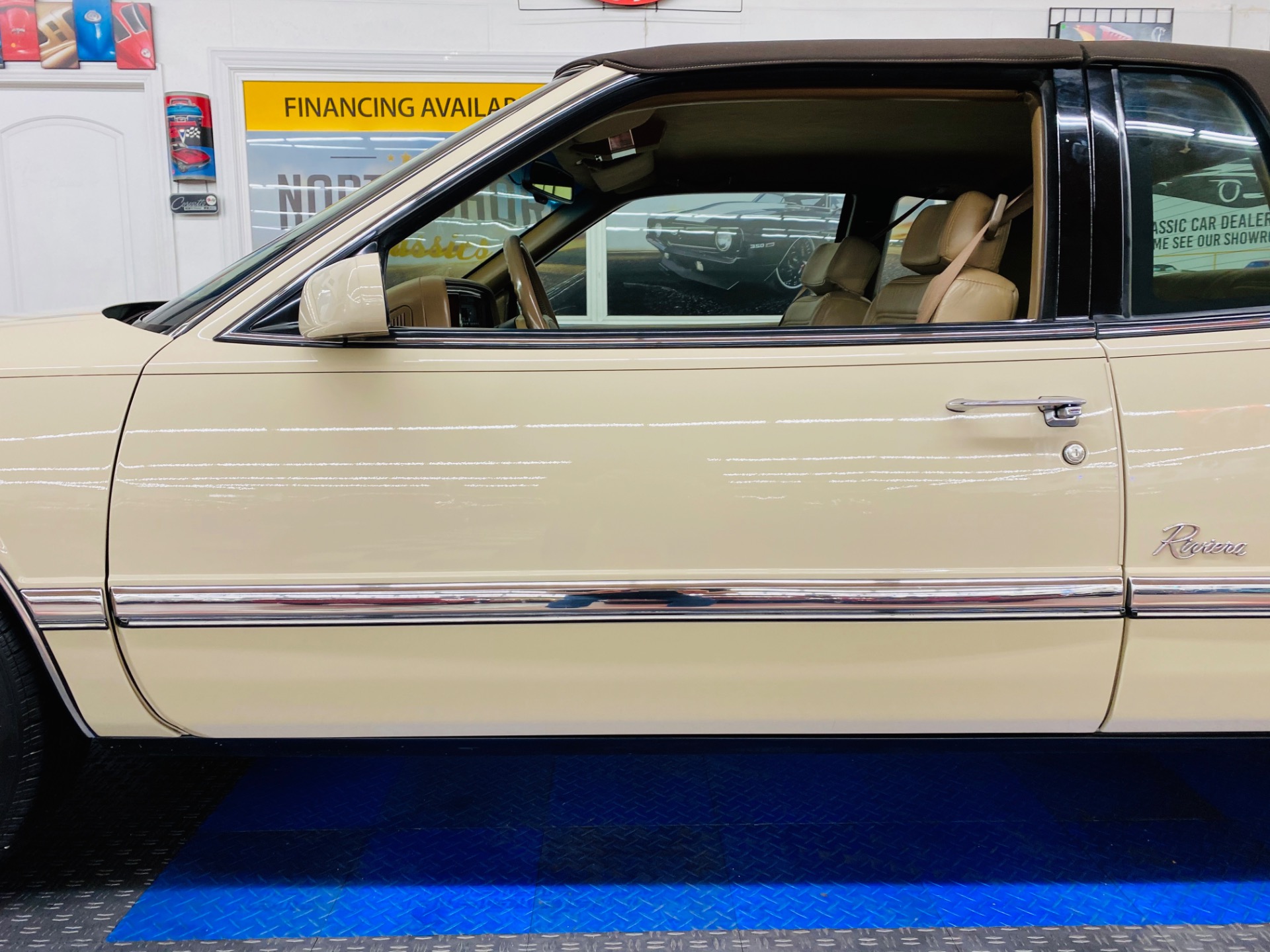 Used 1992 Buick Riviera - LIKE NEW CONDITION - FULL SERVICE RECORDS - SUPER CLEAN - SEE VIDEO - | Mundelein, IL