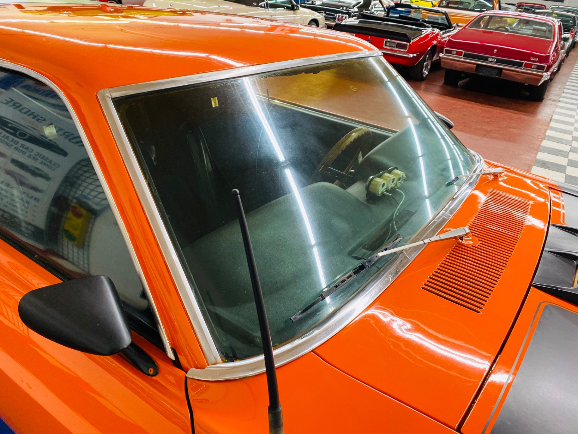 Used 1970 Ford Mustang - SPORTSROOF FASTBACK - BOSS 302 DECALS - AUTO TRANS - | Mundelein, IL