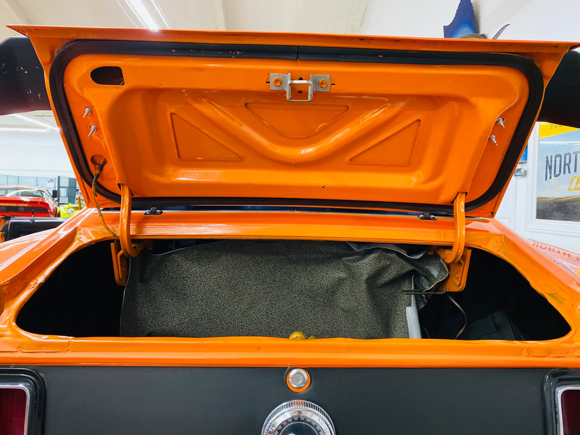 Used 1970 Ford Mustang - SPORTSROOF FASTBACK - BOSS 302 DECALS - AUTO TRANS - | Mundelein, IL