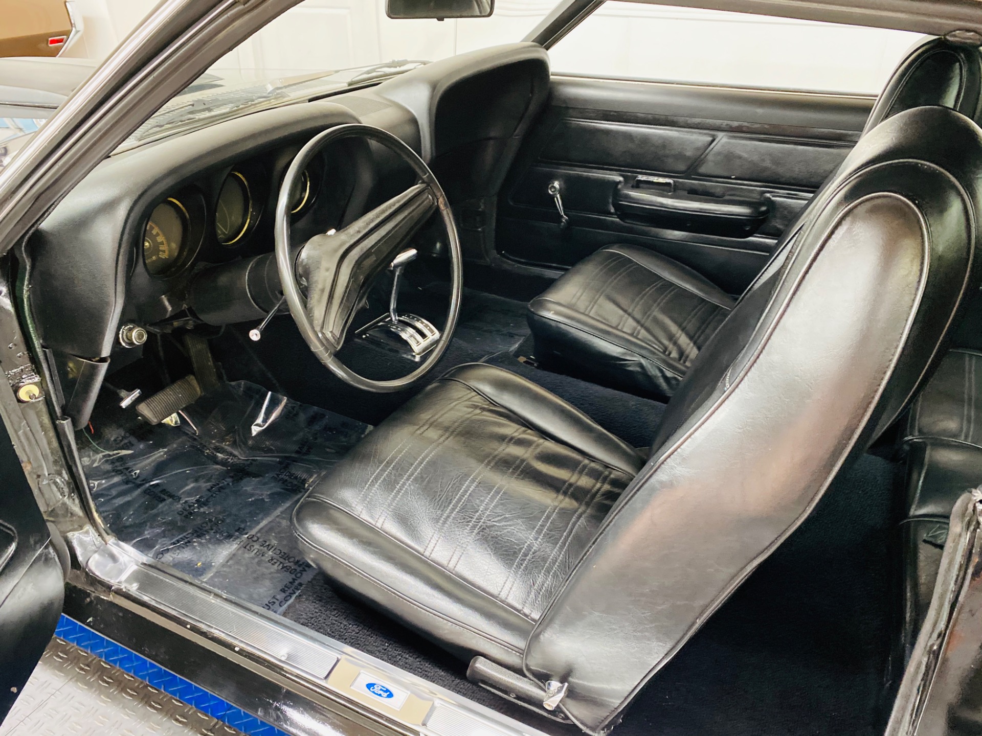 Used 1970 Ford Mustang - SPORTSROOF FASTBACK - 302 V8 ENGINE - AUTO TRANS - | St. Petersburg, FL