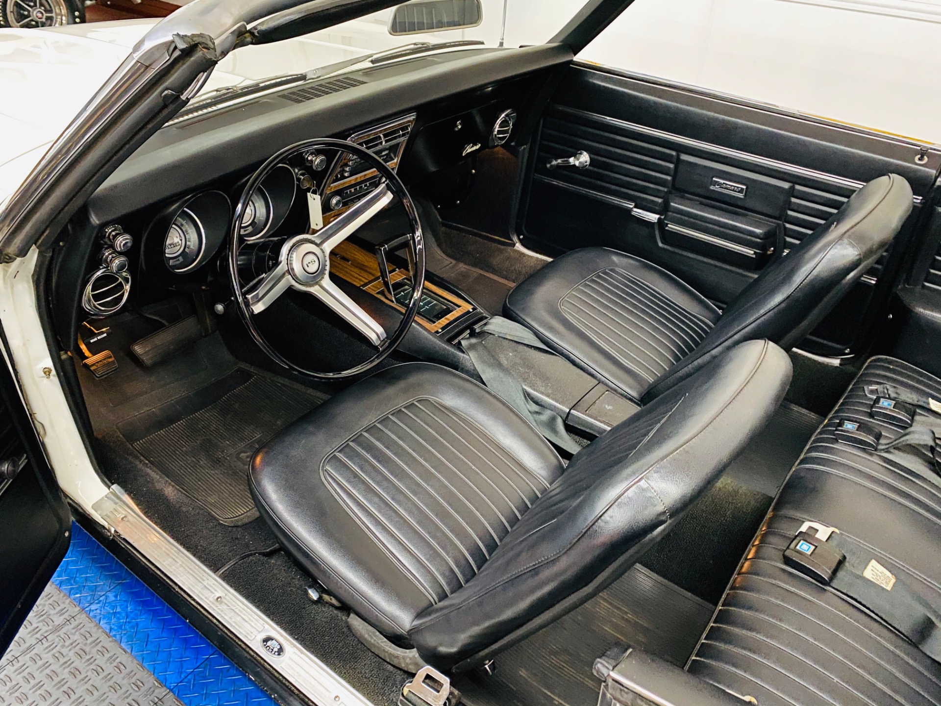 Used 1968 Chevrolet Camaro - RALLY SPORT CONVERTIBLE - VERY ORIGINAL CONDITION - ZZENITH AWARD WINNER | Mundelein, IL