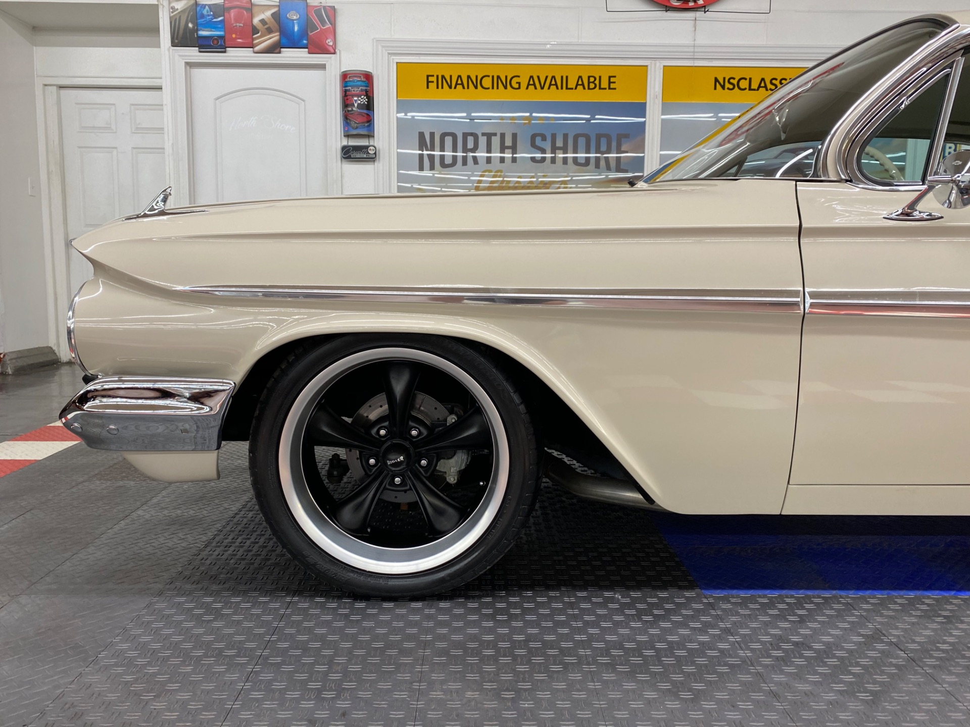 Used 1961 Chevrolet Impala - BUBBLE TOP RESTO MOD - 383 STROKER - SEE VIDEO | Mundelein, IL
