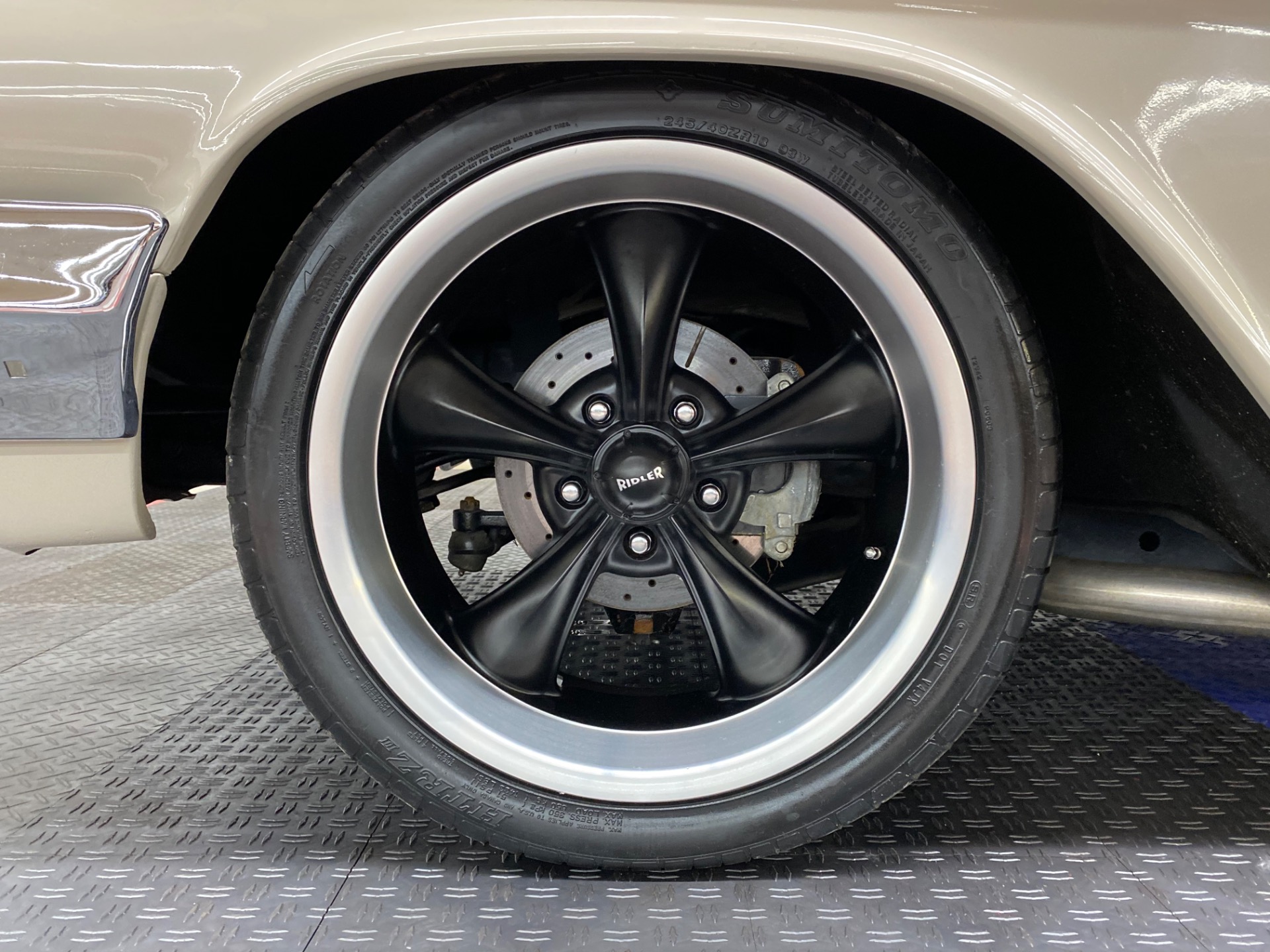 Used 1961 Chevrolet Impala - BUBBLE TOP RESTO MOD - 383 STROKER - SEE VIDEO | Mundelein, IL