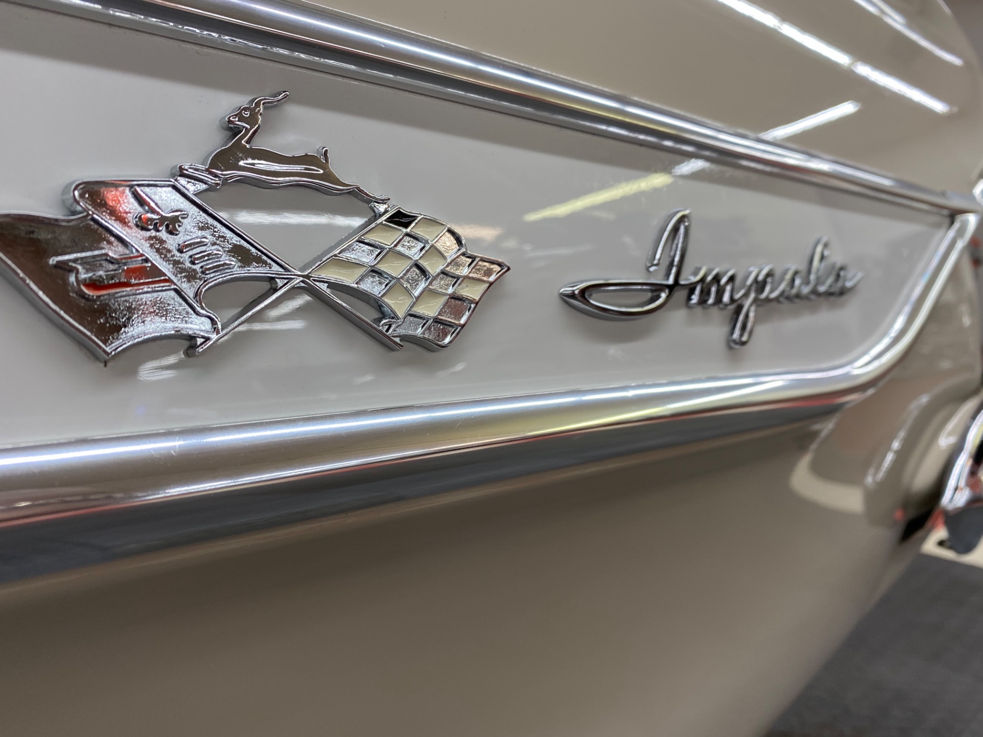 Used 1961 Chevrolet Impala - BUBBLE TOP RESTO MOD - 383 STROKER - SEE VIDEO | Mundelein, IL