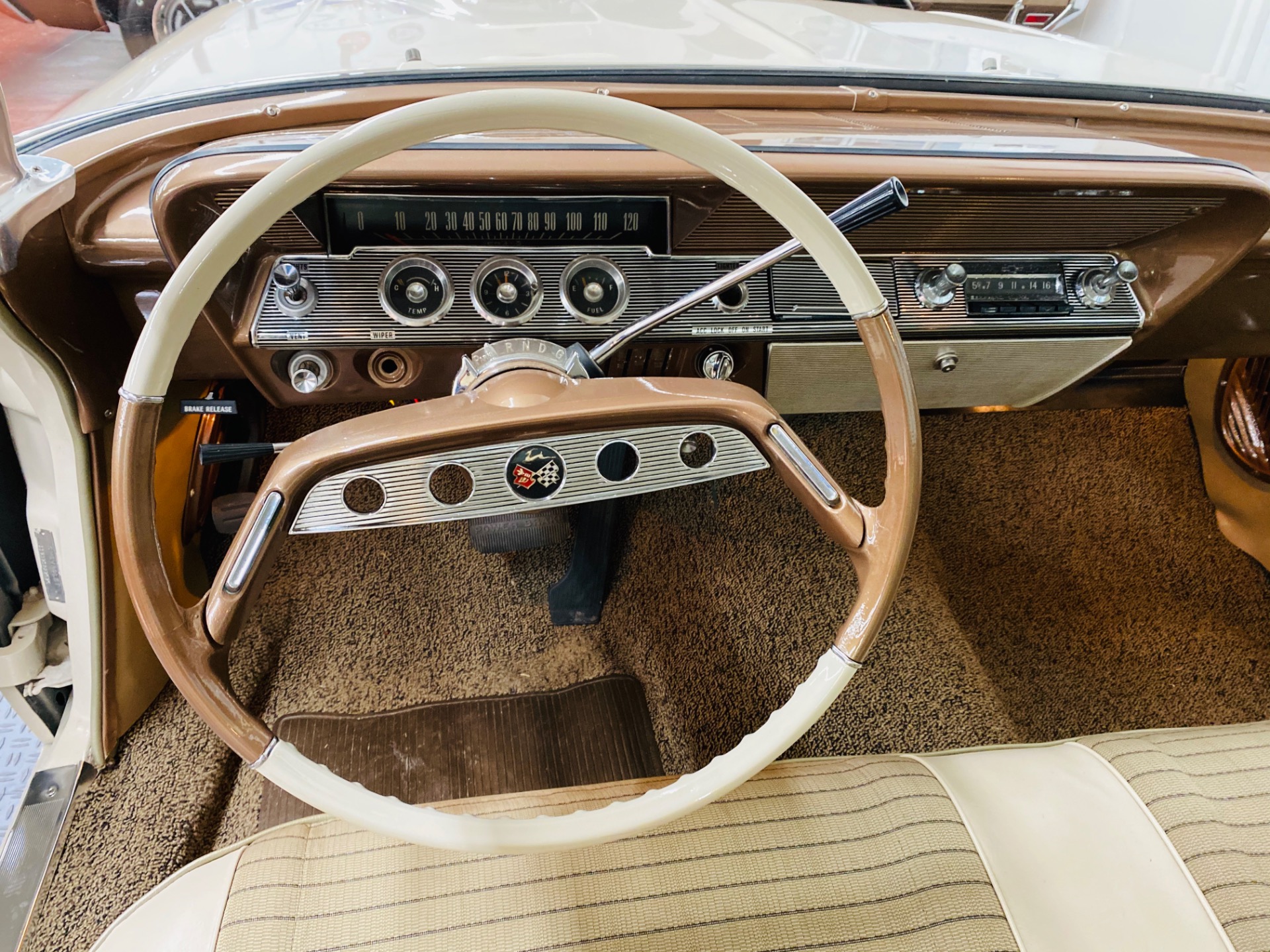 Used 1961 Chevrolet Impala - BUBBLE TOP RESTO MOD - 383 STROKER - SEE VIDEO | Mundelein, IL