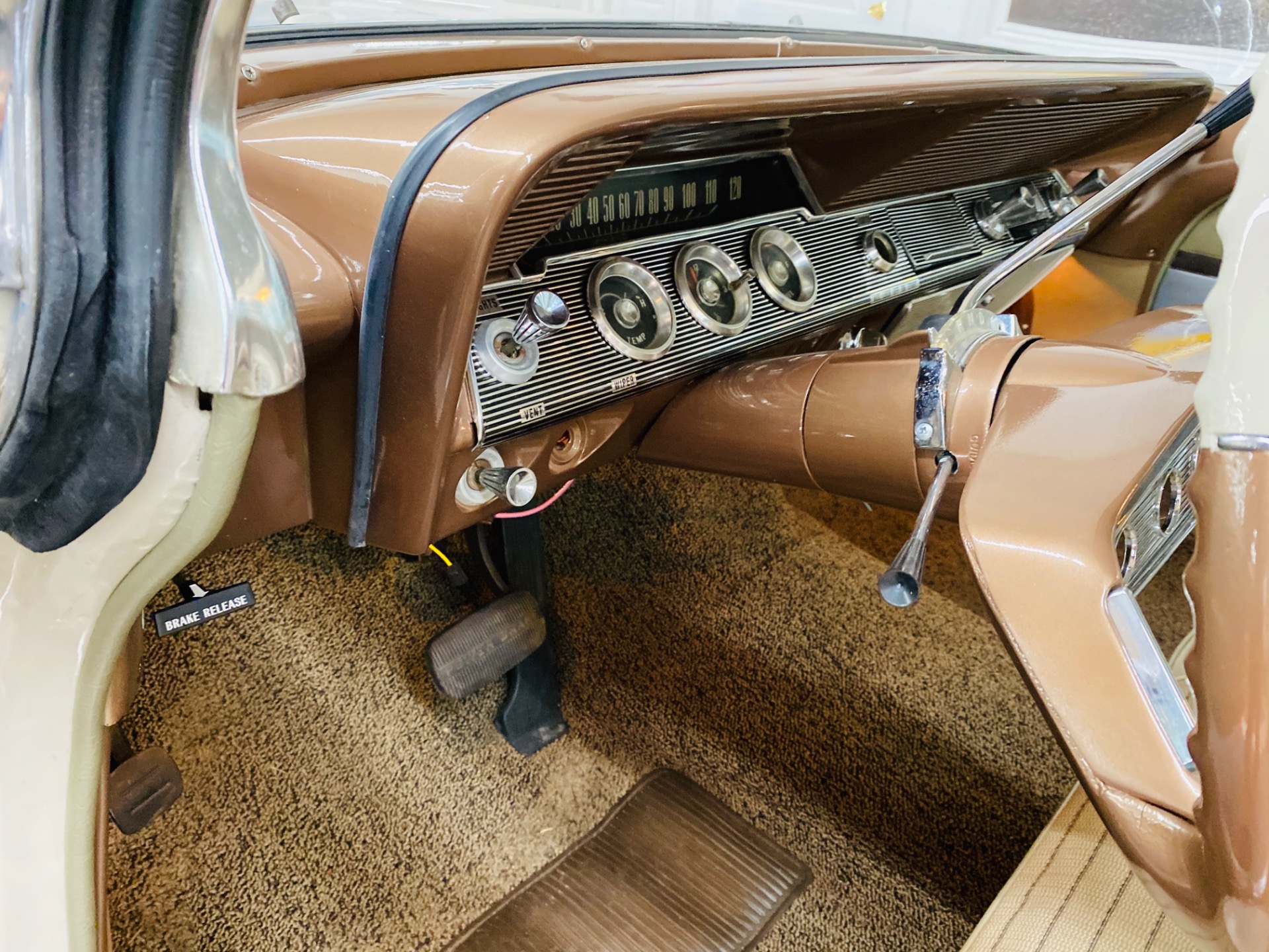 Used 1961 Chevrolet Impala - BUBBLE TOP RESTO MOD - 383 STROKER - SEE VIDEO | Mundelein, IL