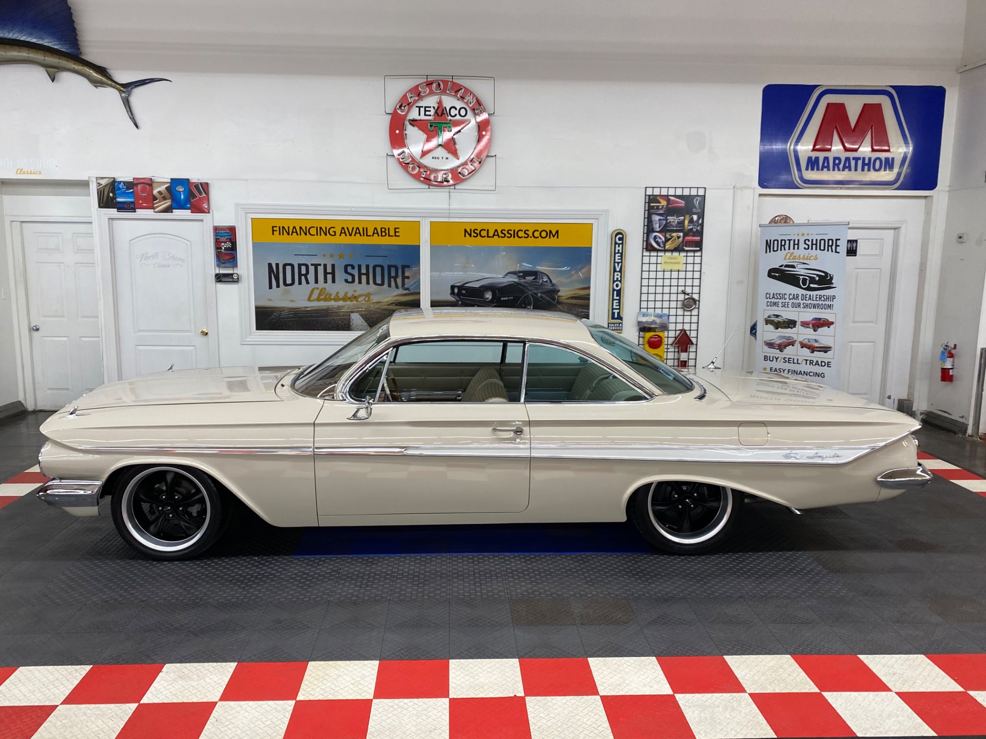 Used 1961 Chevrolet Impala - BUBBLE TOP RESTO MOD - 383 STROKER - SEE VIDEO | Mundelein, IL