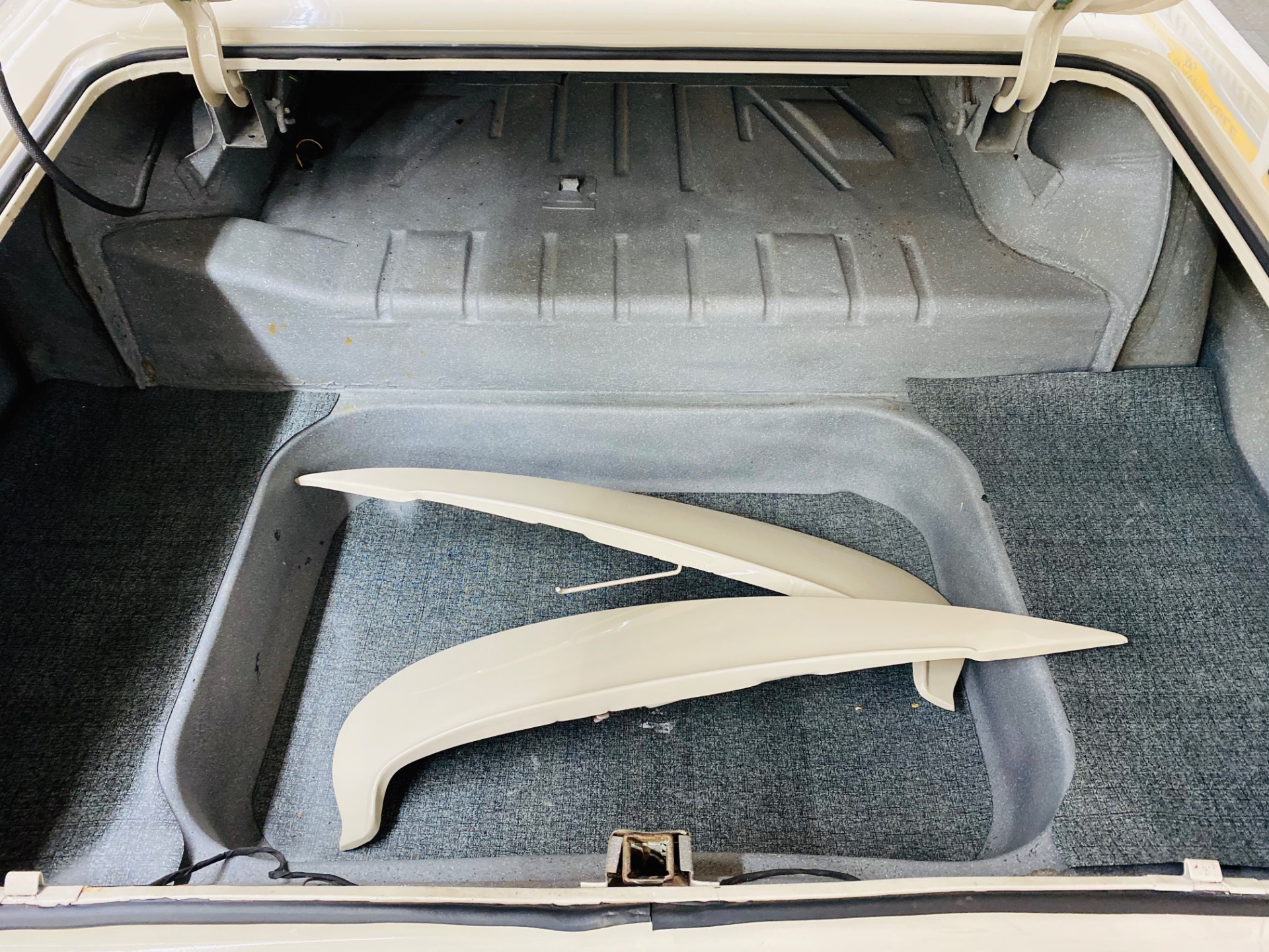 Used 1961 Chevrolet Impala - BUBBLE TOP RESTO MOD - 383 STROKER - SEE VIDEO | Mundelein, IL
