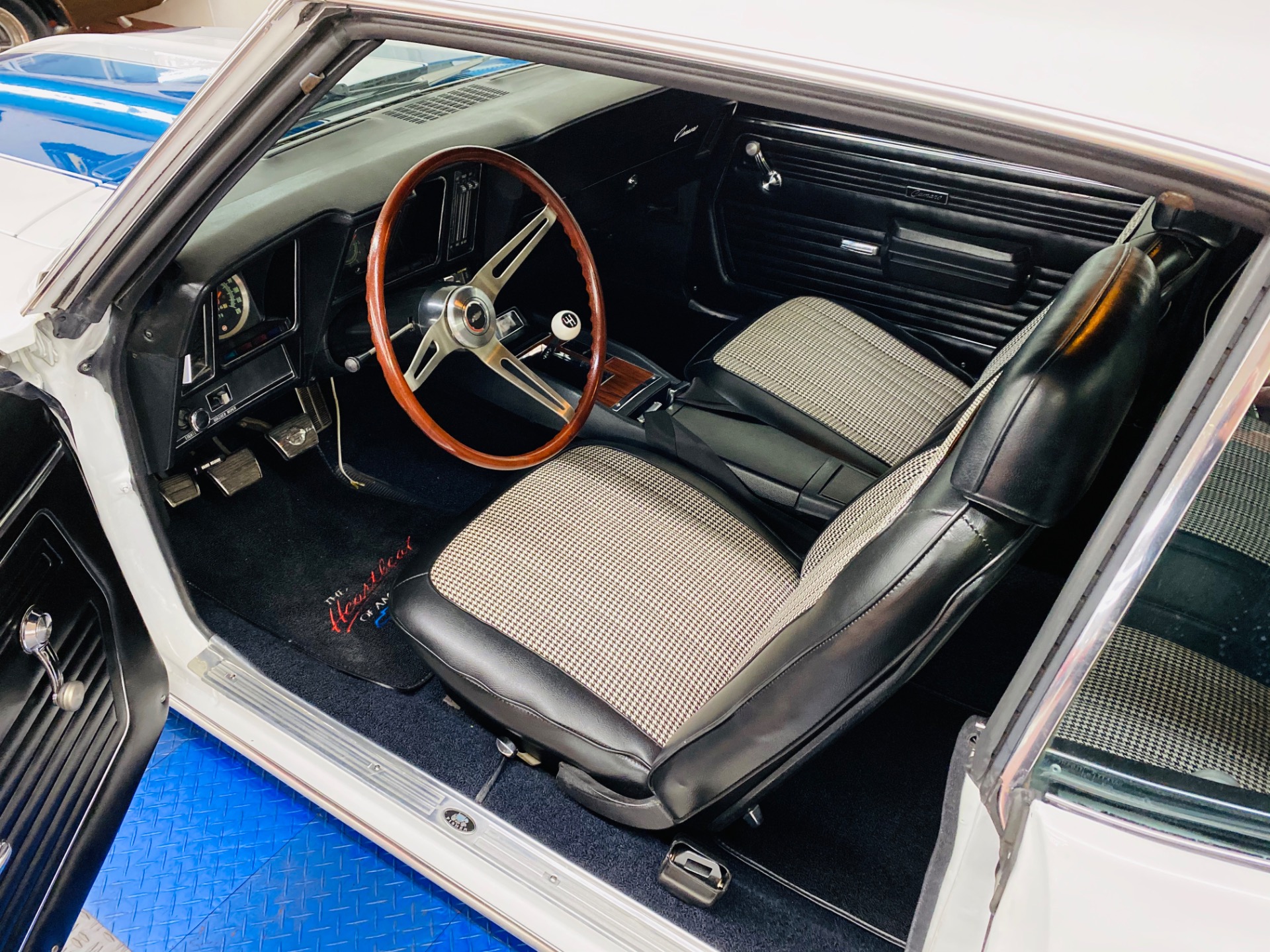 Used 1969 Chevrolet Camaro - RS/SS - 4 SPEED - HOUNDS TOOTH INTERIOR - SEE VIDEO | Mundelein, IL