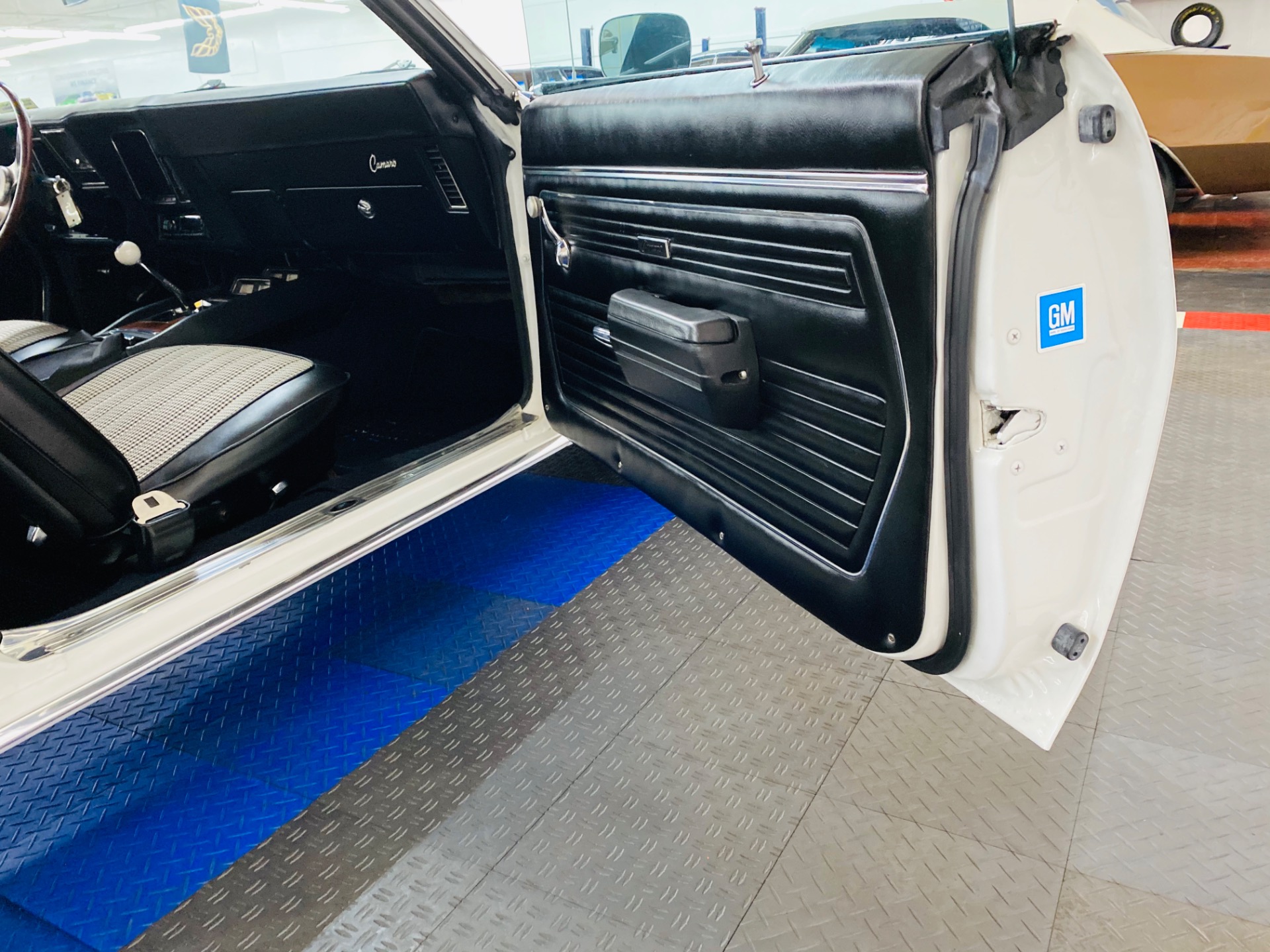 Used 1969 Chevrolet Camaro - RS/SS - 4 SPEED - HOUNDS TOOTH INTERIOR - SEE VIDEO | Mundelein, IL