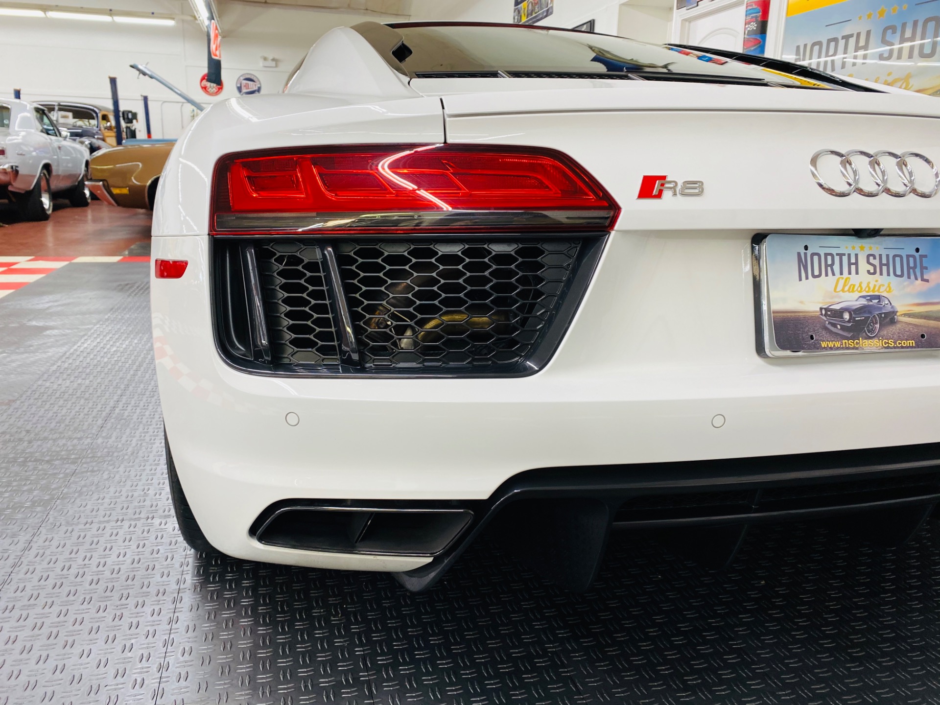 Used 2018 Audi R8 5.2 V10 RWS - SEE VIDEO | Mundelein, IL