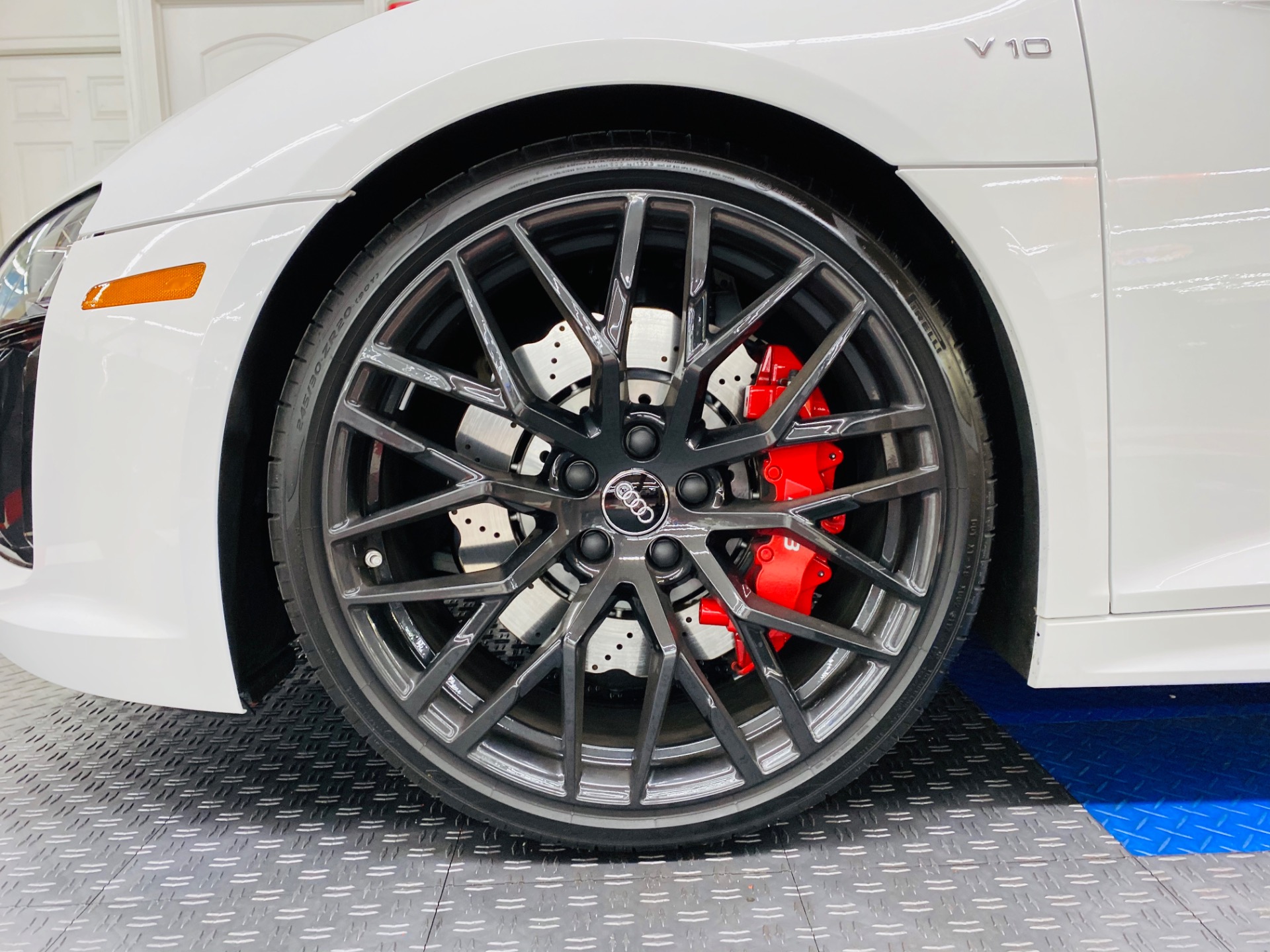 Used 2018 Audi R8 5.2 V10 RWS - SEE VIDEO | Mundelein, IL