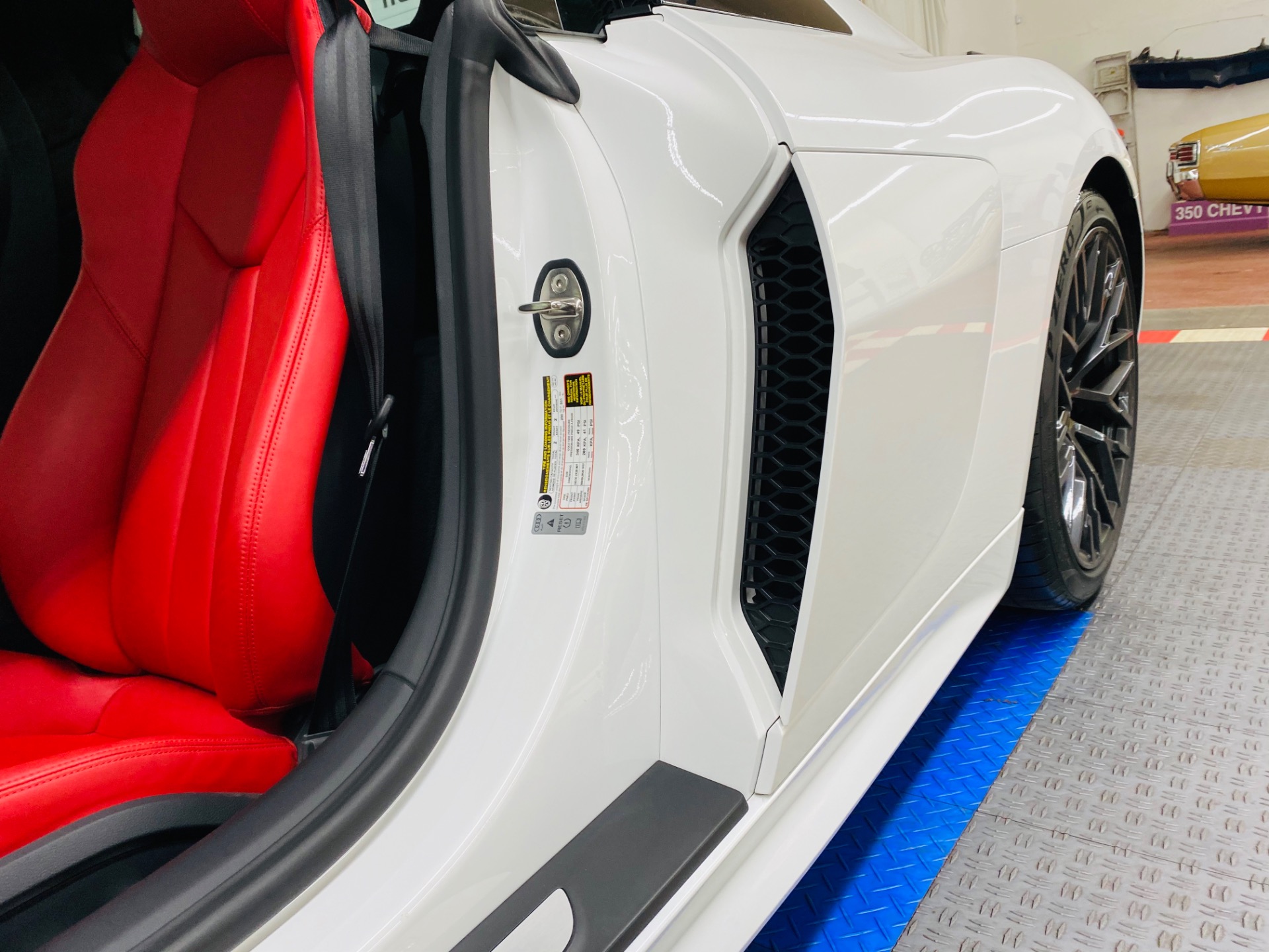 Used 2018 Audi R8 5.2 V10 RWS - SEE VIDEO | Mundelein, IL