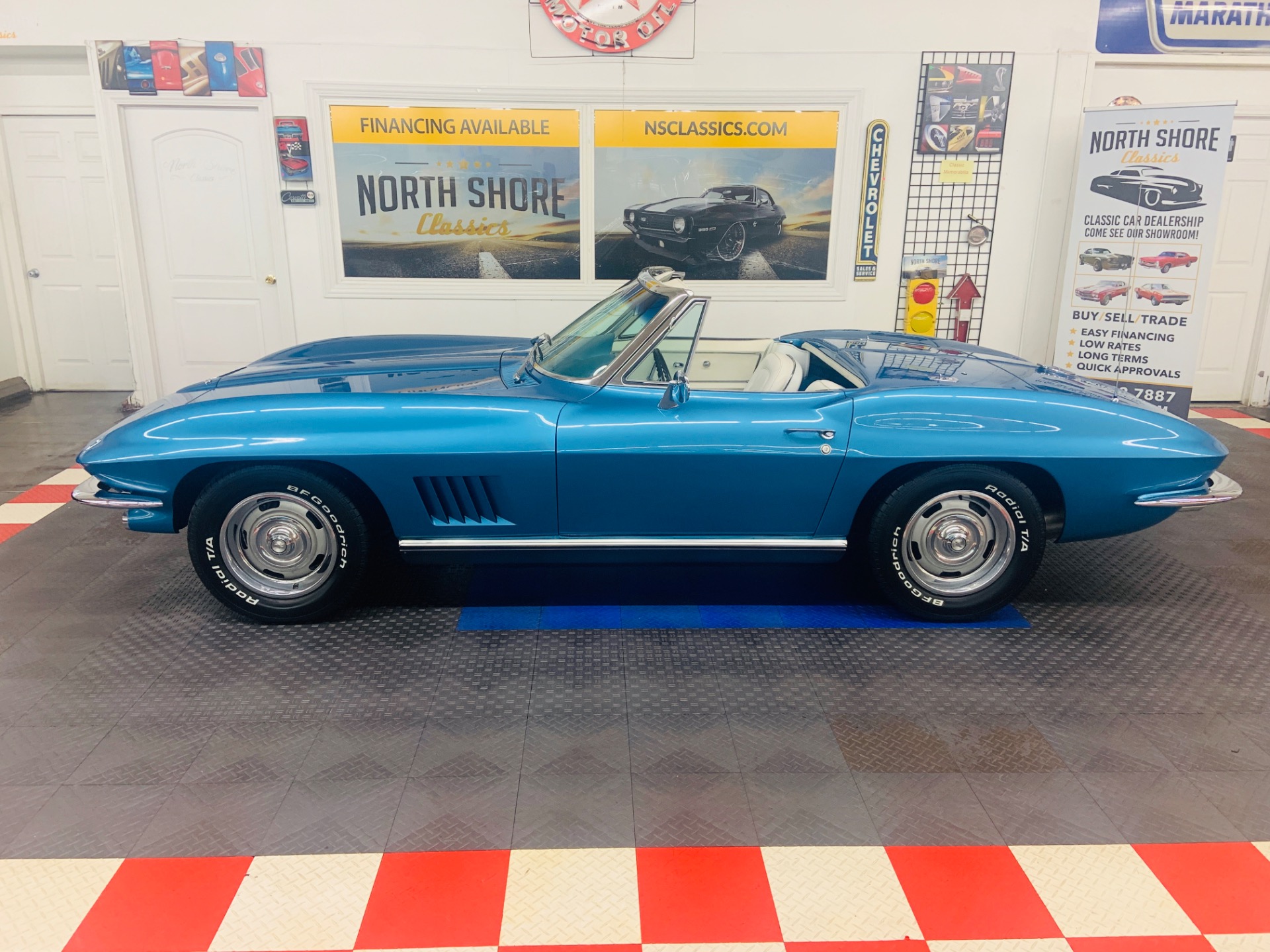 Used 1967 Chevrolet Corvette - CONVERTIBLE - TWO TOPS - 327 V8 - | Mundelein, IL