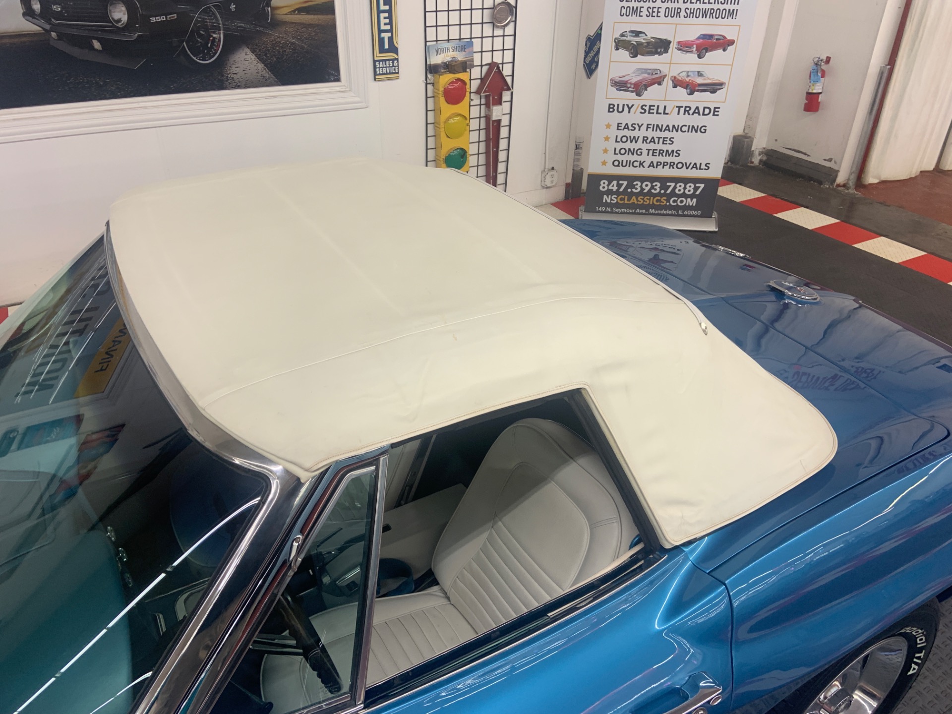 Used 1967 Chevrolet Corvette - CONVERTIBLE - TWO TOPS - 327 V8 - | Mundelein, IL