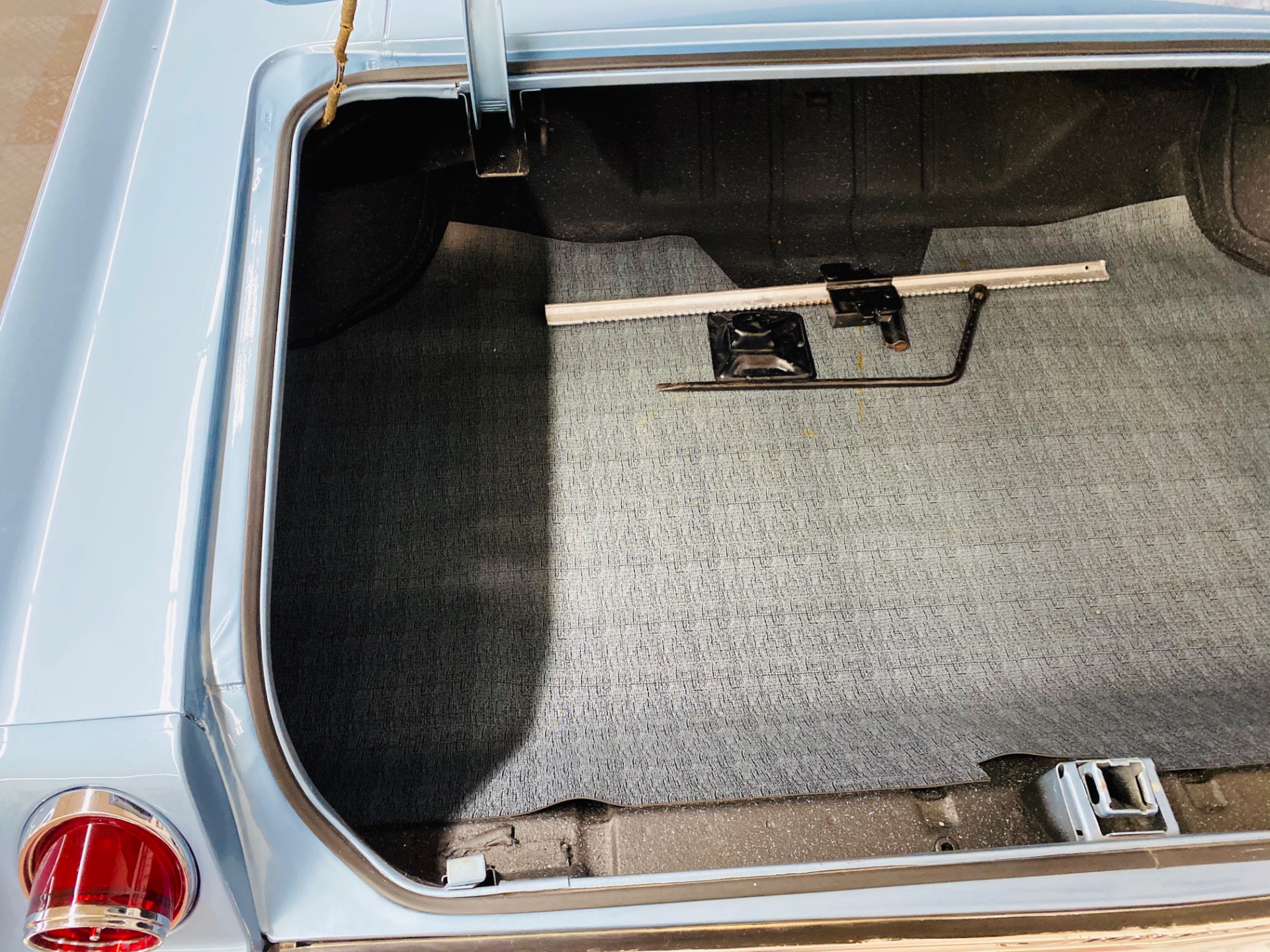 Used 1965 Chevrolet Impala - SUPER SPORT - NUMBERS MATCHING 396 - FACTORY A/C - SEE VIDEO | St. Petersburg, FL