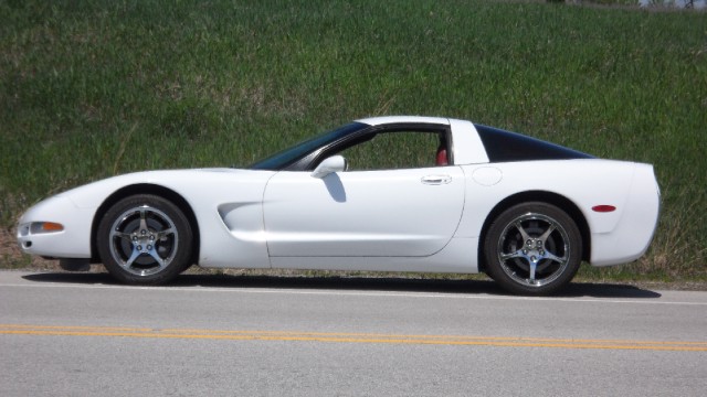 Used 1998 Chevrolet Corvette C5-SEE VIDEO | Mundelein, IL