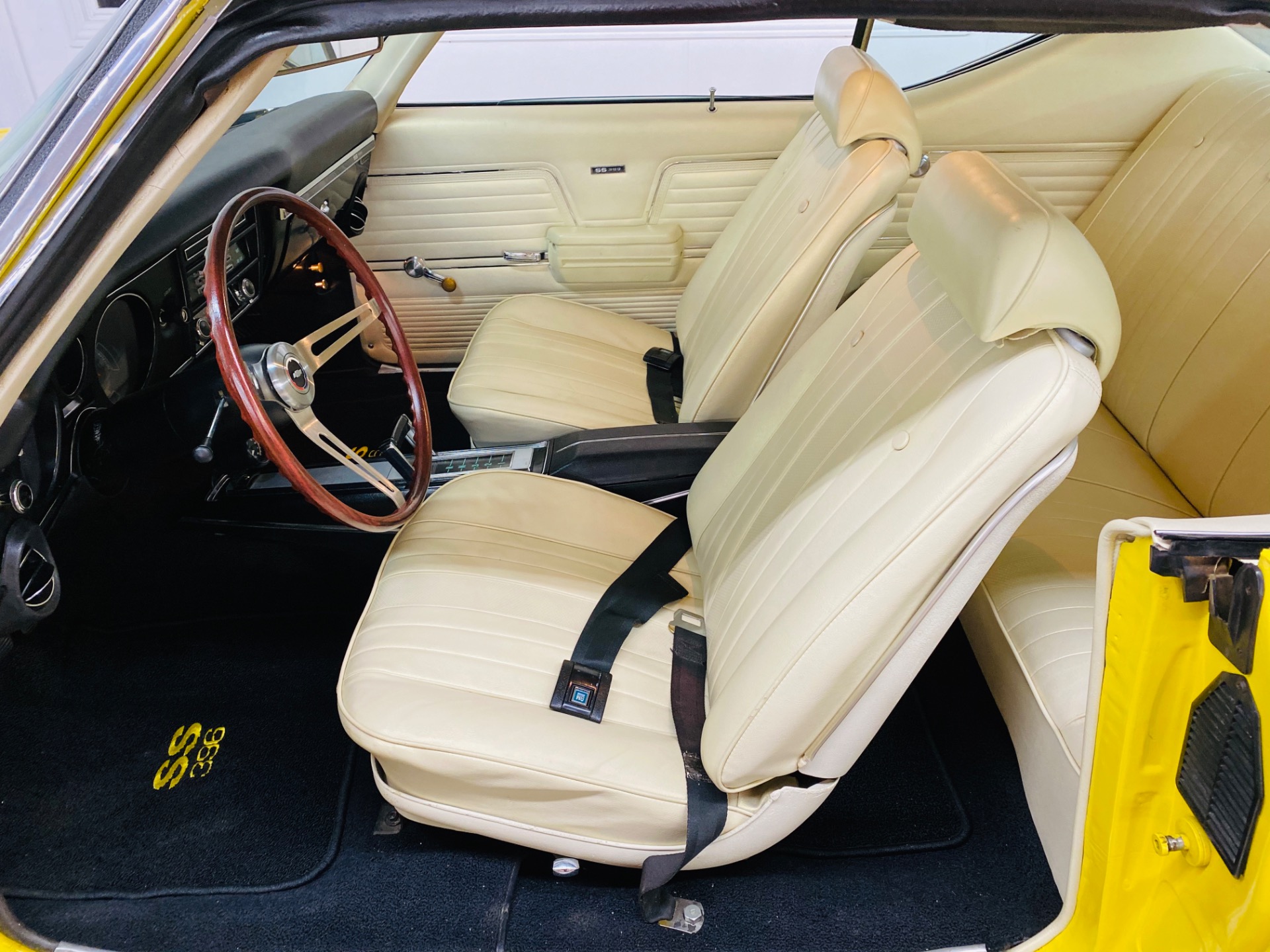 Used 1969 Chevrolet Chevelle -SUPER SPORT - DAYTONA YELLOW -  SEE VIDEO | Mundelein, IL