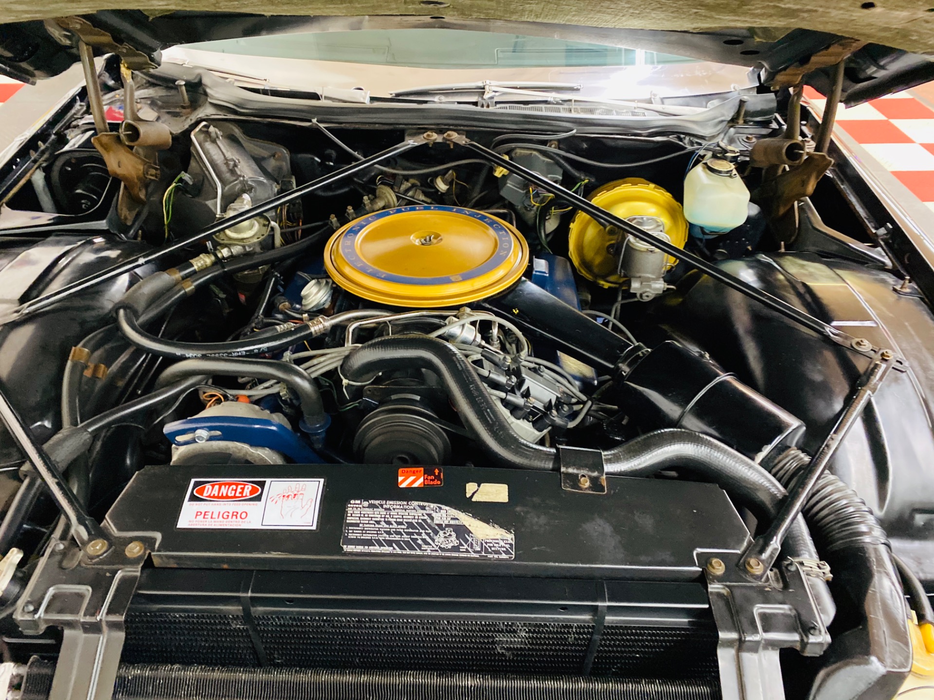 Used 1975 Cadillac Coupe DeVille - RARE FUEL INJECTION - VERY LOW MILES - SUPER CLEAN - SEE VIDEO | Mundelein, IL