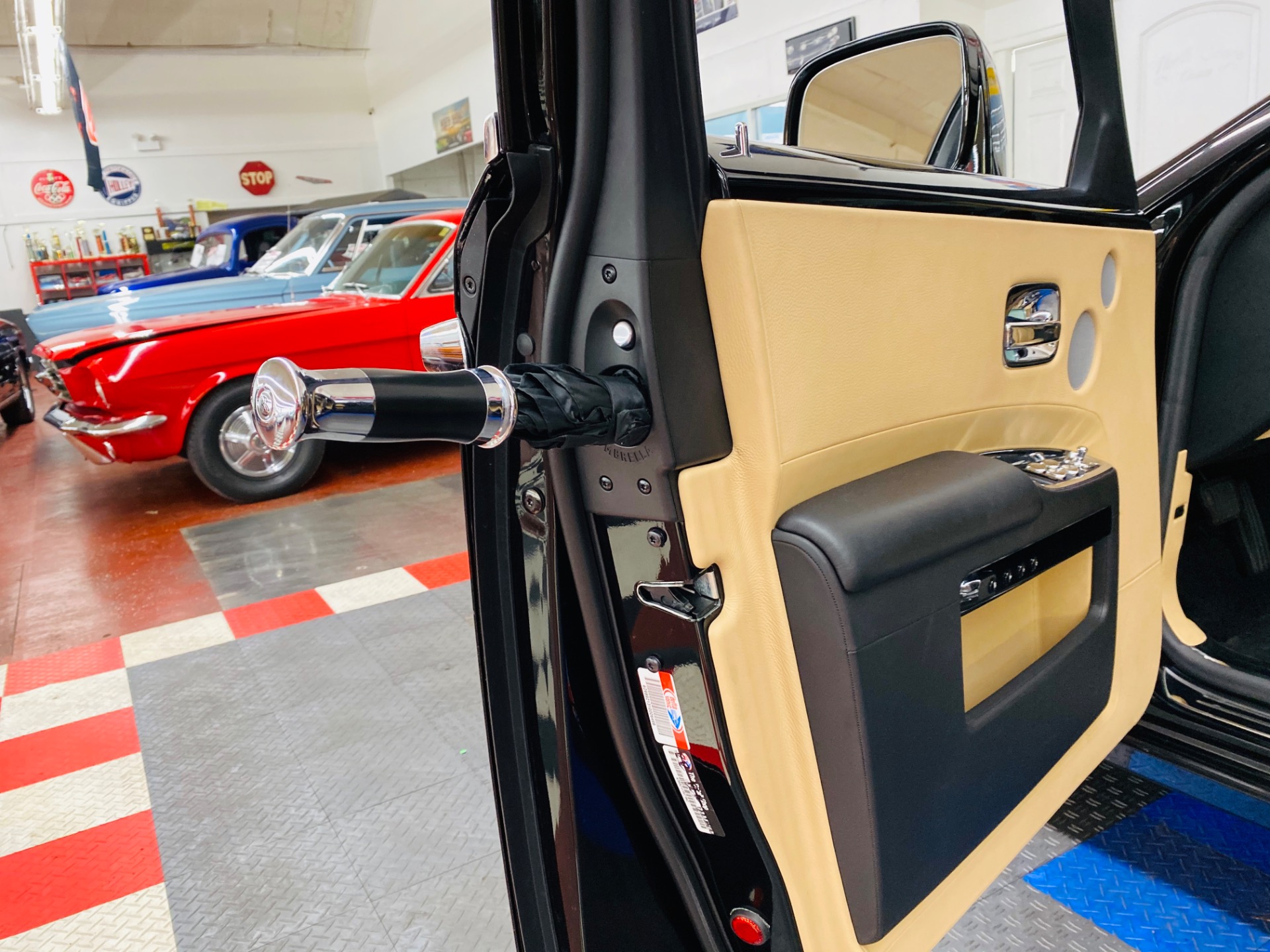 Used 2011 Rolls-Royce Ghost - LUXURY AT ITS FINEST - VERY CLEAN WITH LOW MILES - SEE VIDEO | St. Petersburg, FL