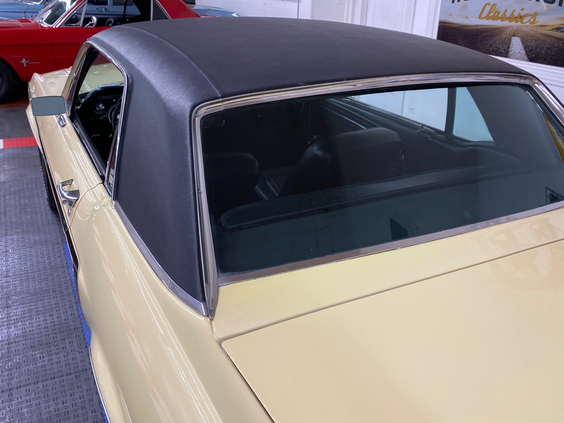Used 1968 Ford Mustang -COUPE - MANUAL TRANS - CLEAN BODY - SEE VIDEO - | Mundelein, IL
