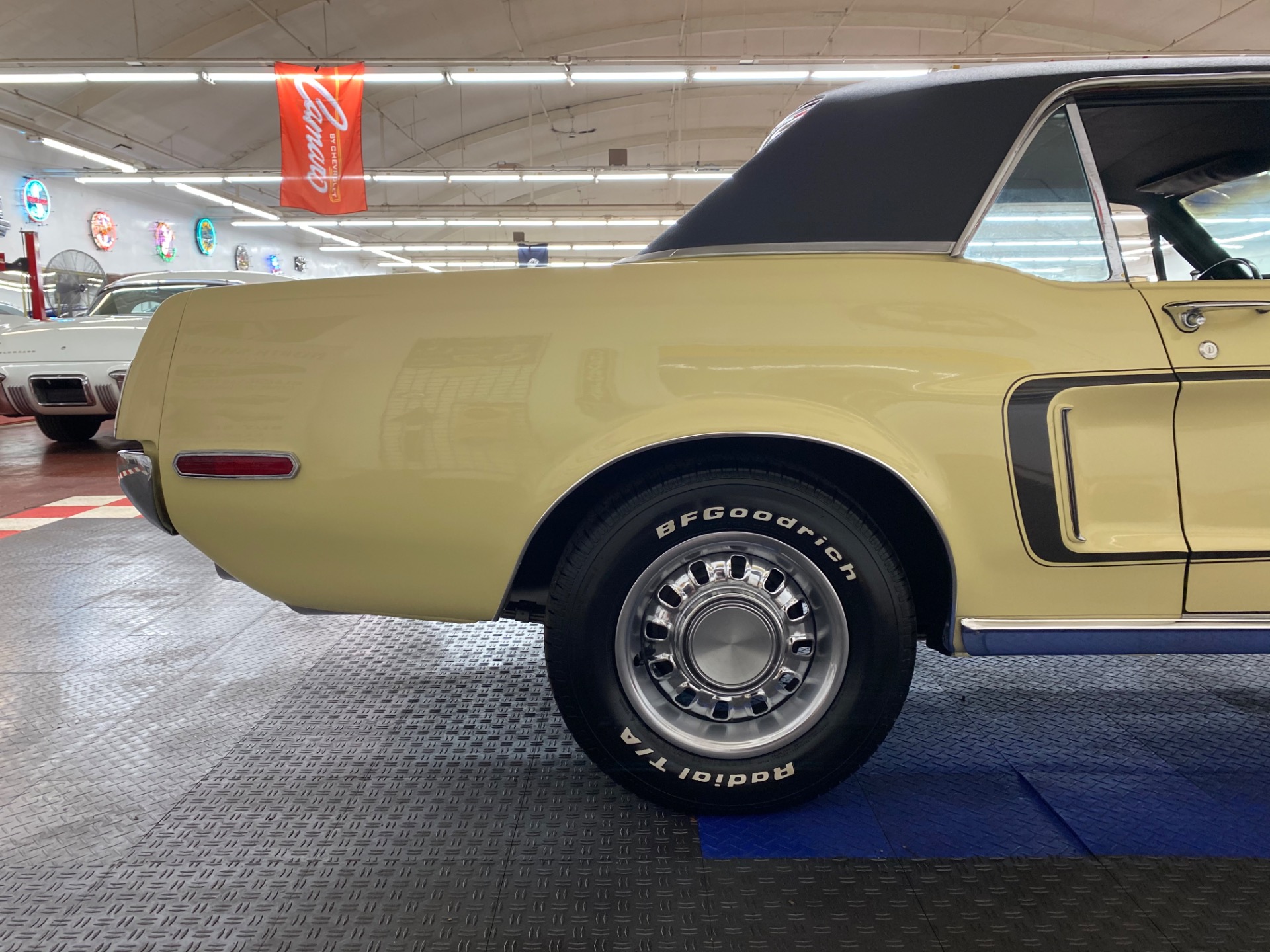 Used 1968 Ford Mustang -COUPE - MANUAL TRANS - CLEAN BODY - SEE VIDEO - | Mundelein, IL
